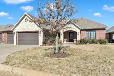 10220 E Crestwood Wichita KS 67206