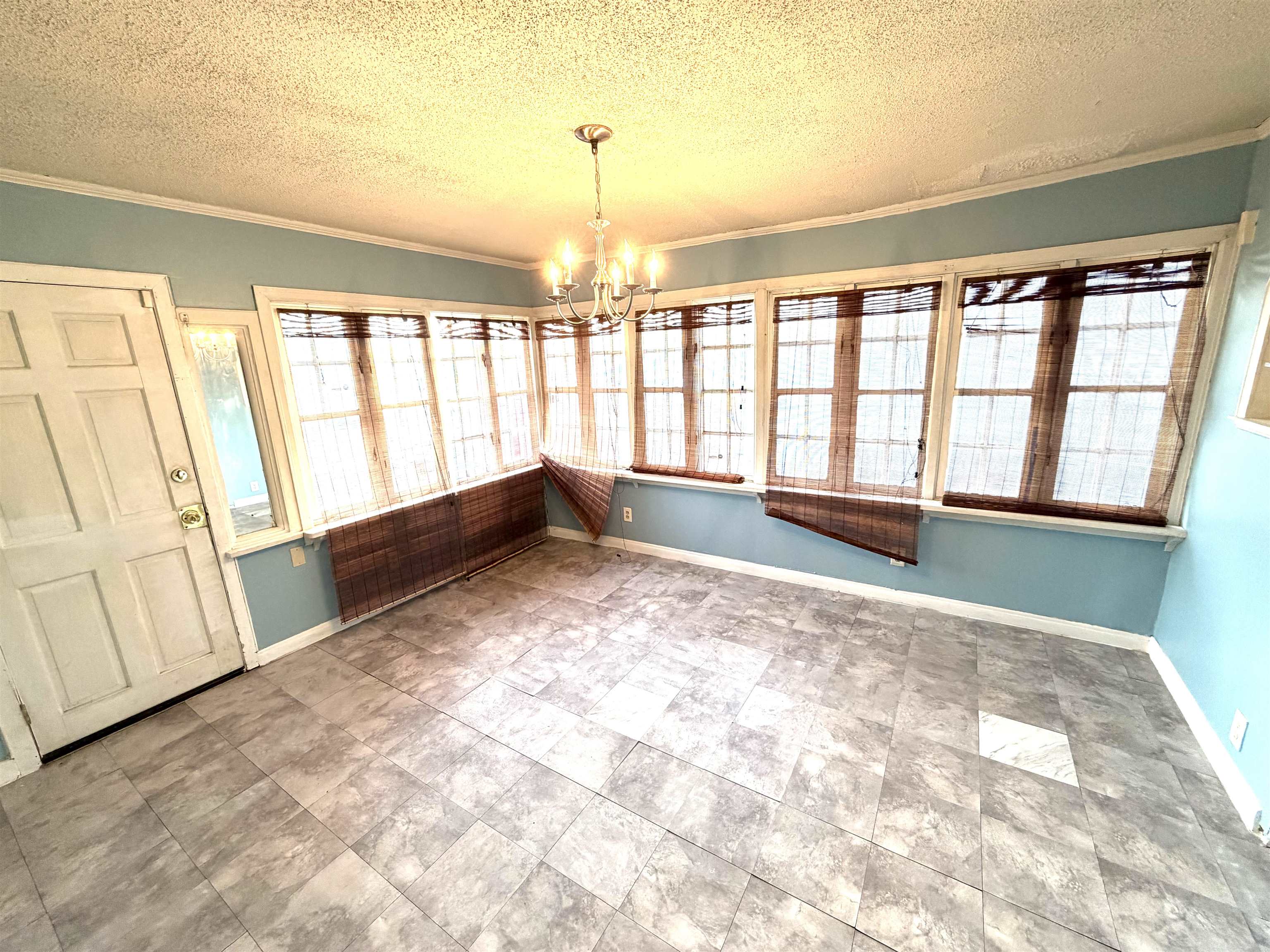 1534 S Main Street Wichita KS 67213
