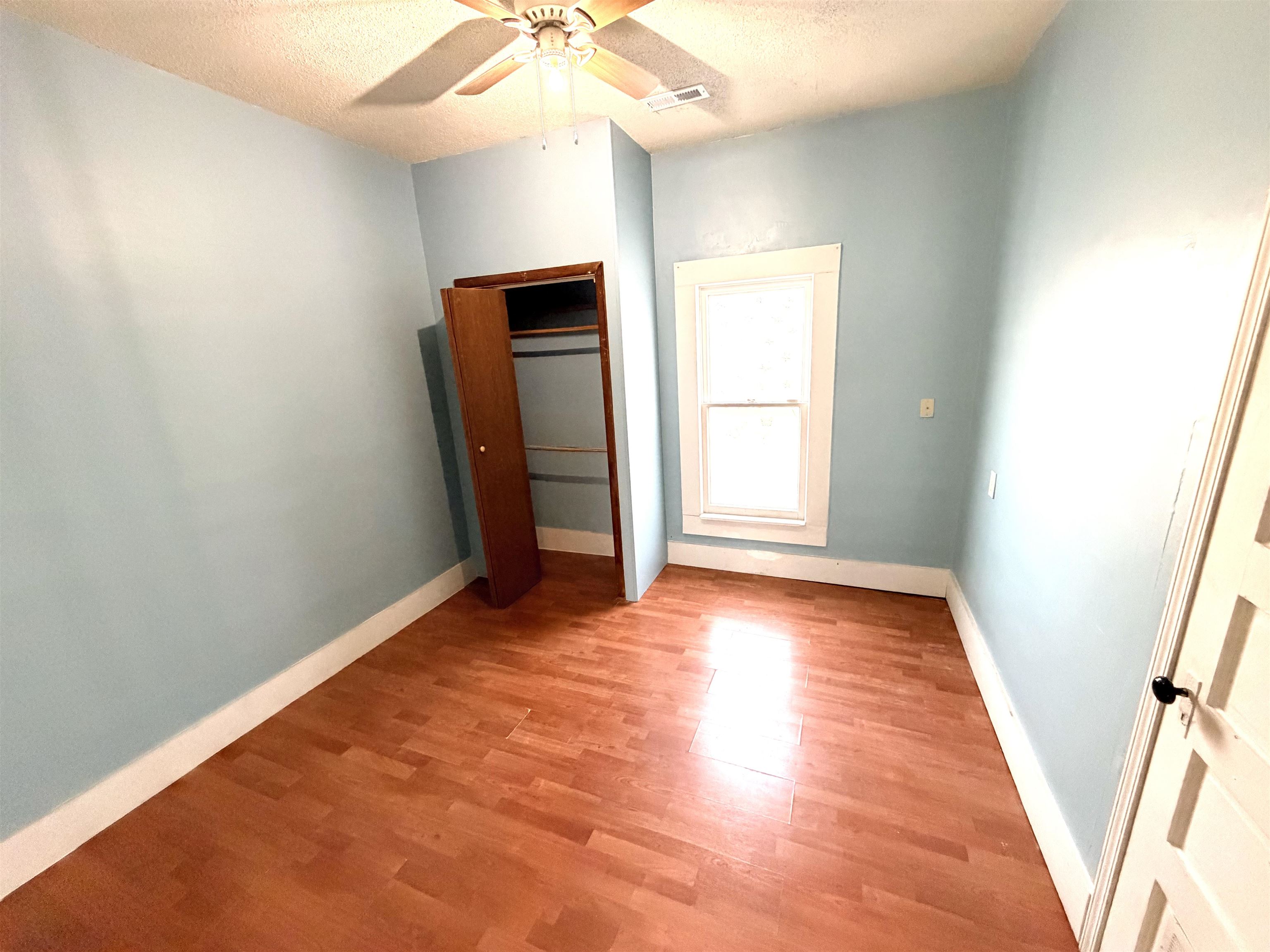 1534 S Main Street Wichita KS 67213