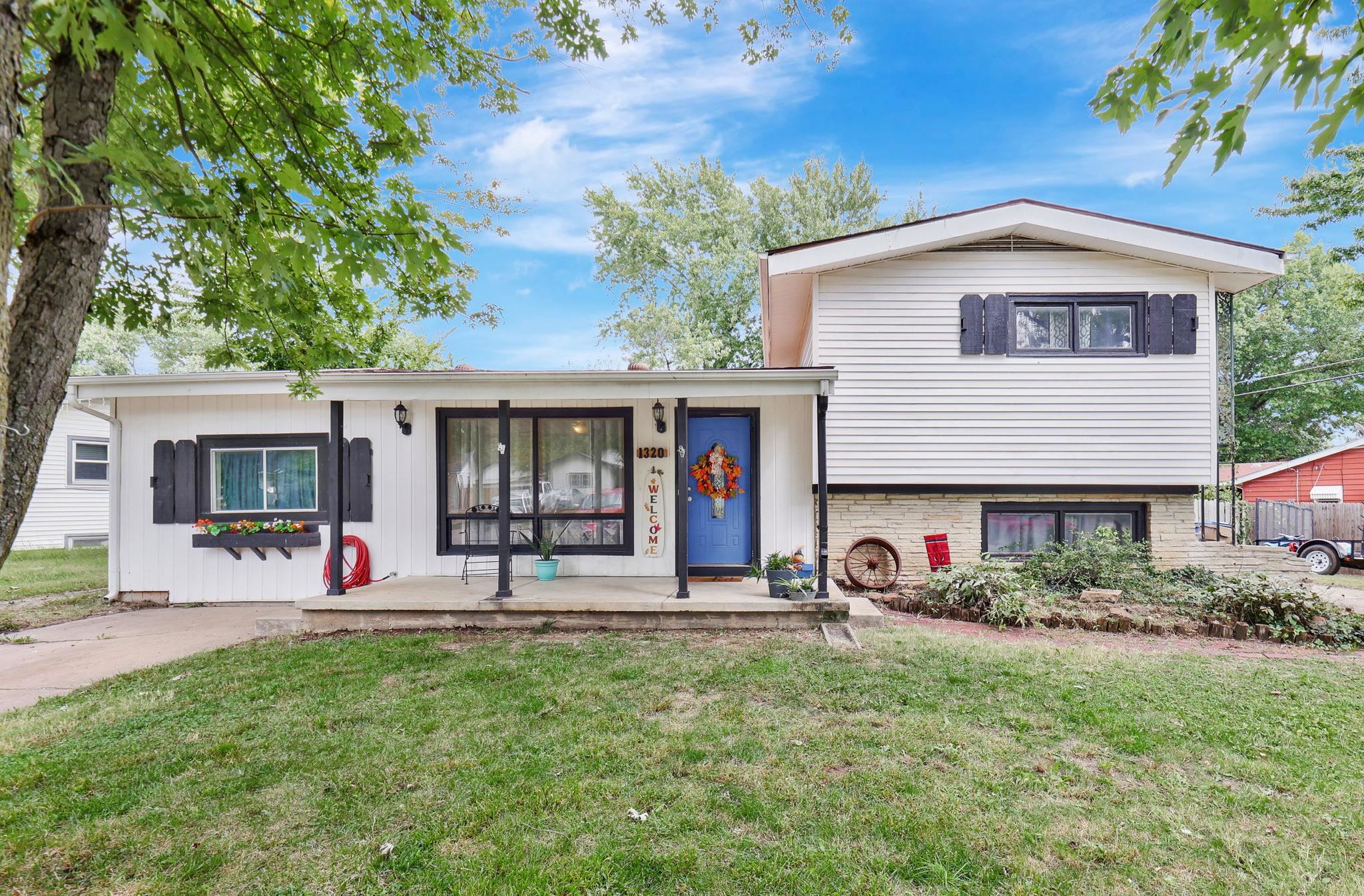 1320 N Prairie Lane Derby KS 67037