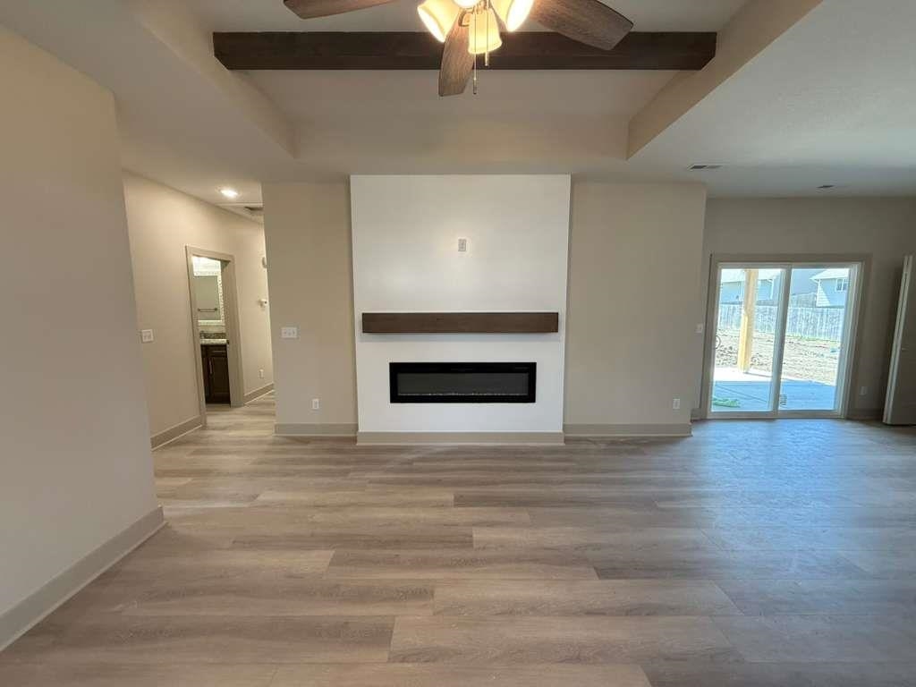 8992 E Forbes Circle Bel Aire KS 67226