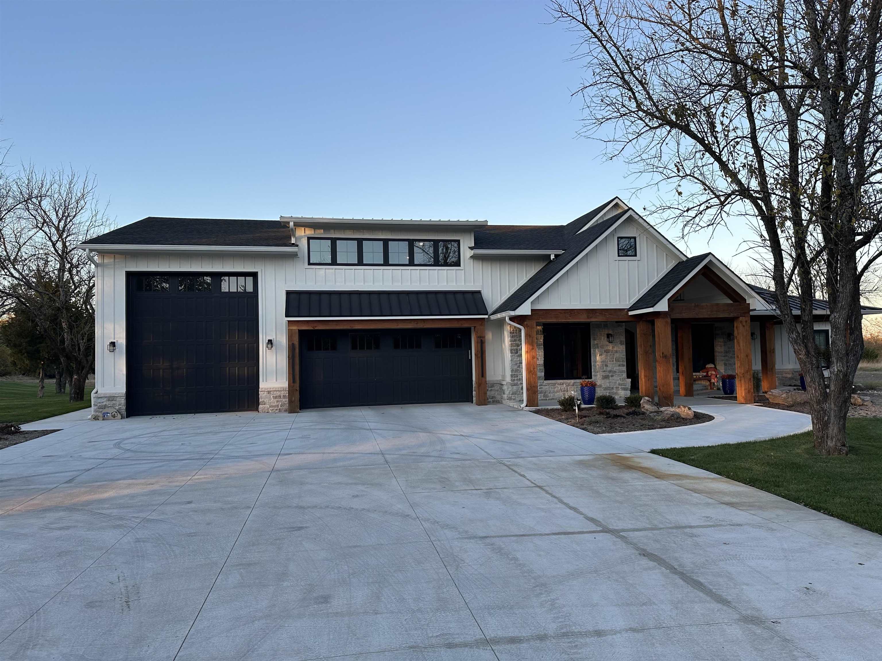 9040 N Isabelle Street Valley Center KS 67147