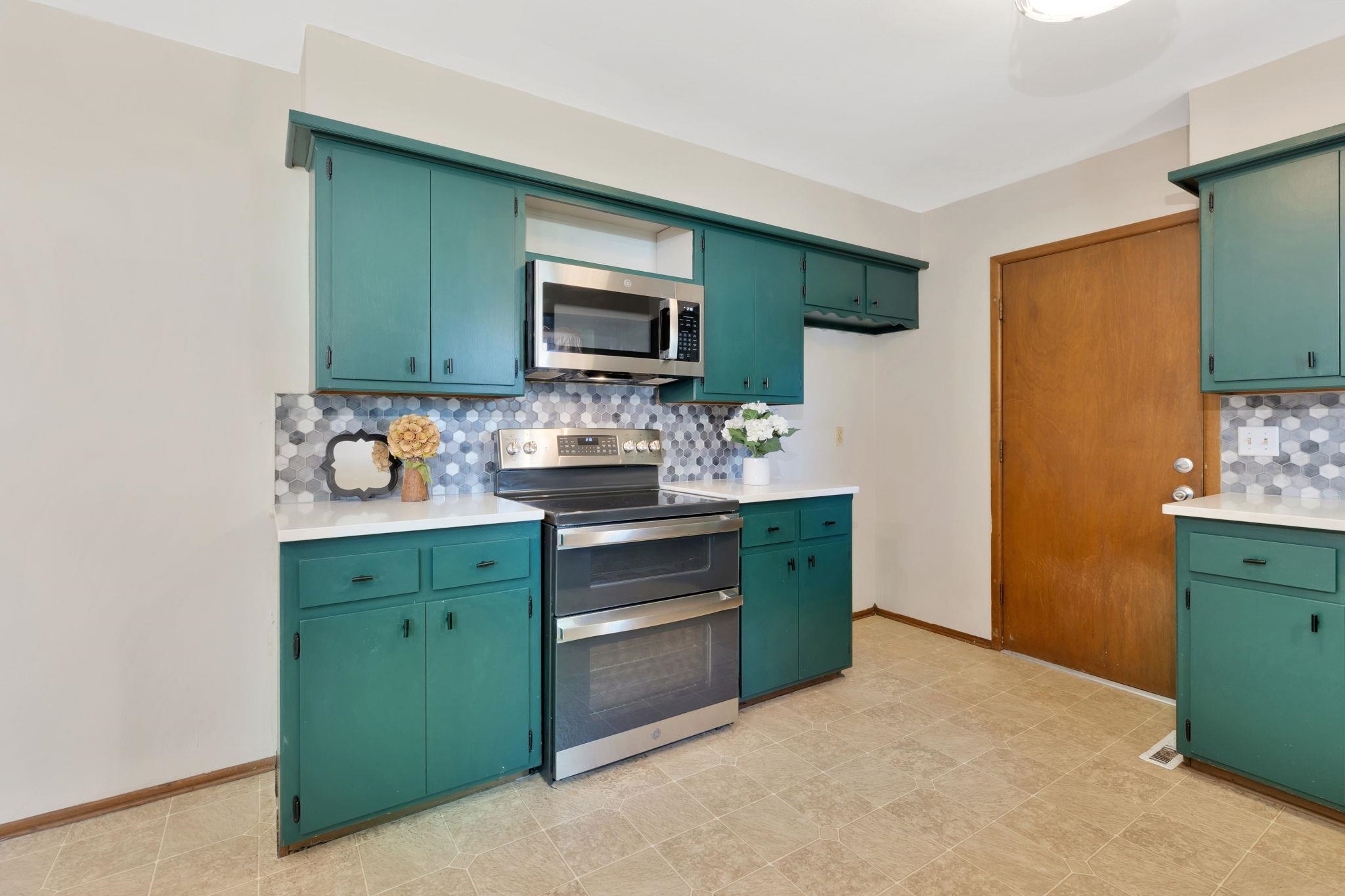 10314 W Hardtner Avenue Wichita KS 67212