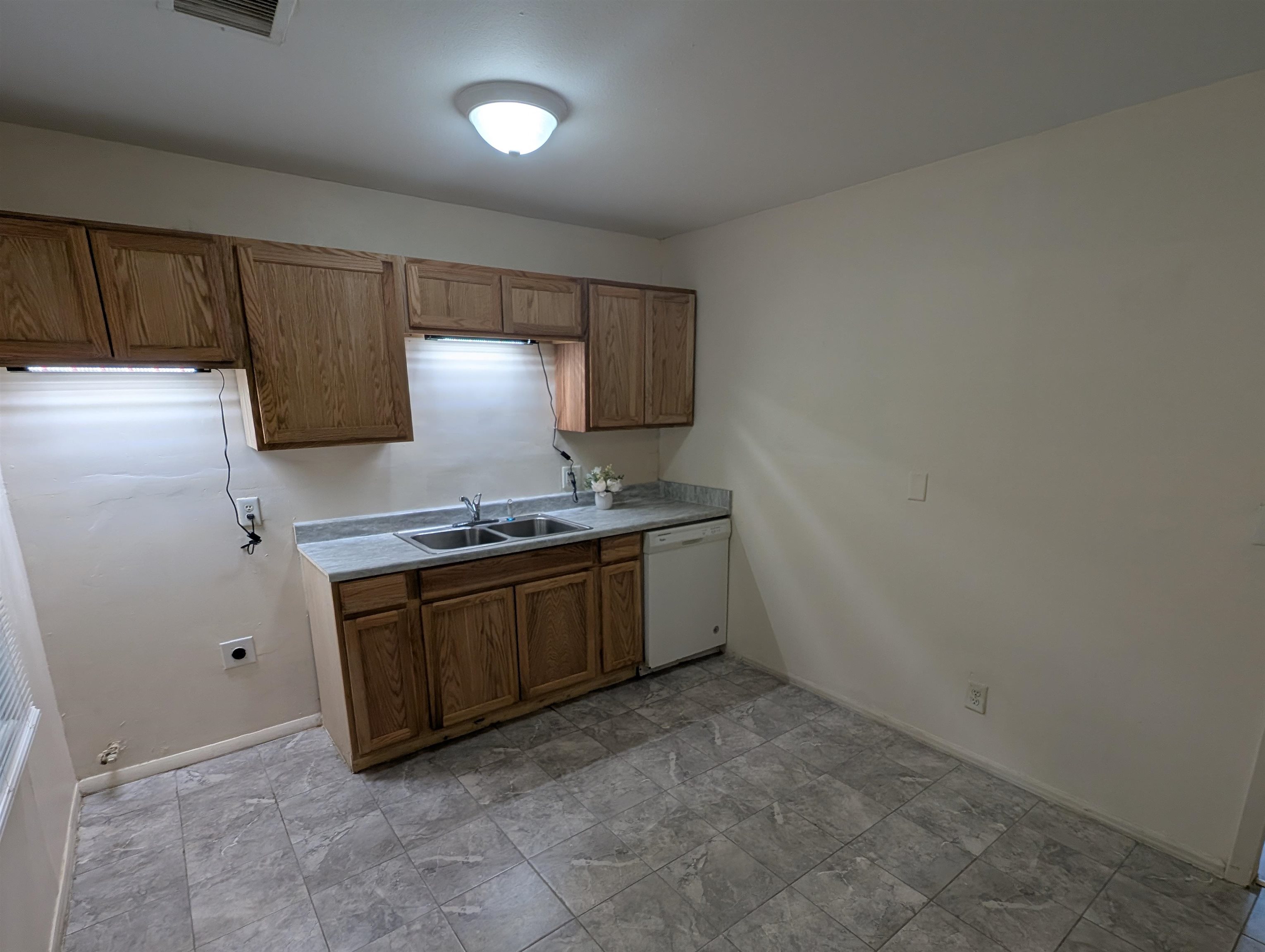 4325 S Dover Wichita KS 67216