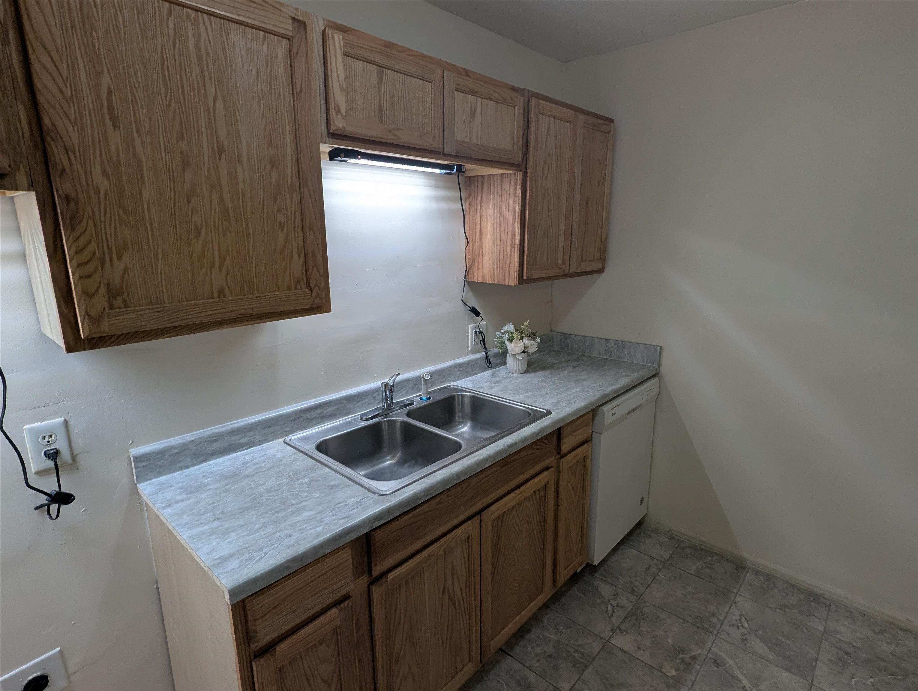 4325 S Dover Wichita KS 67216