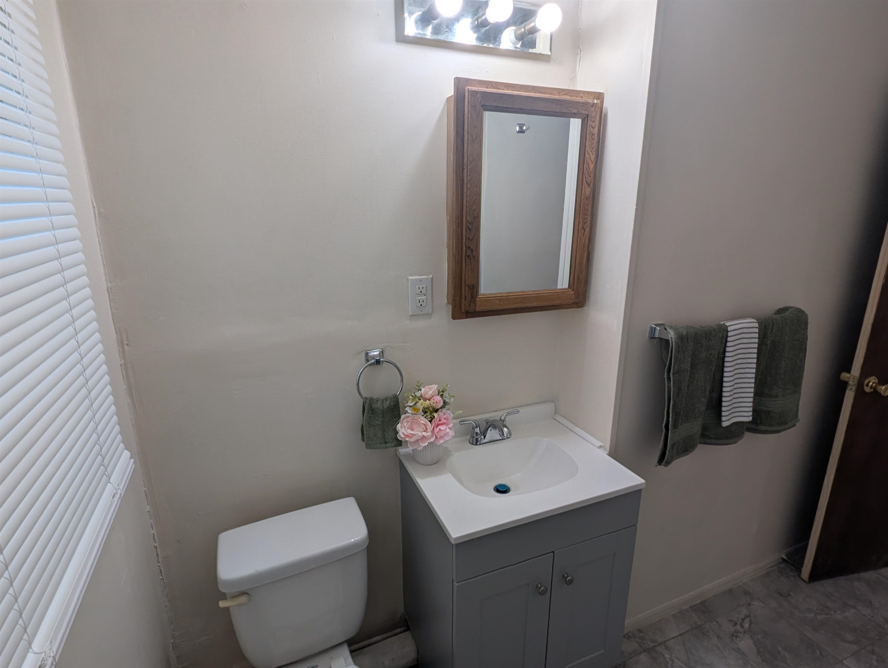 4325 S Dover Wichita KS 67216