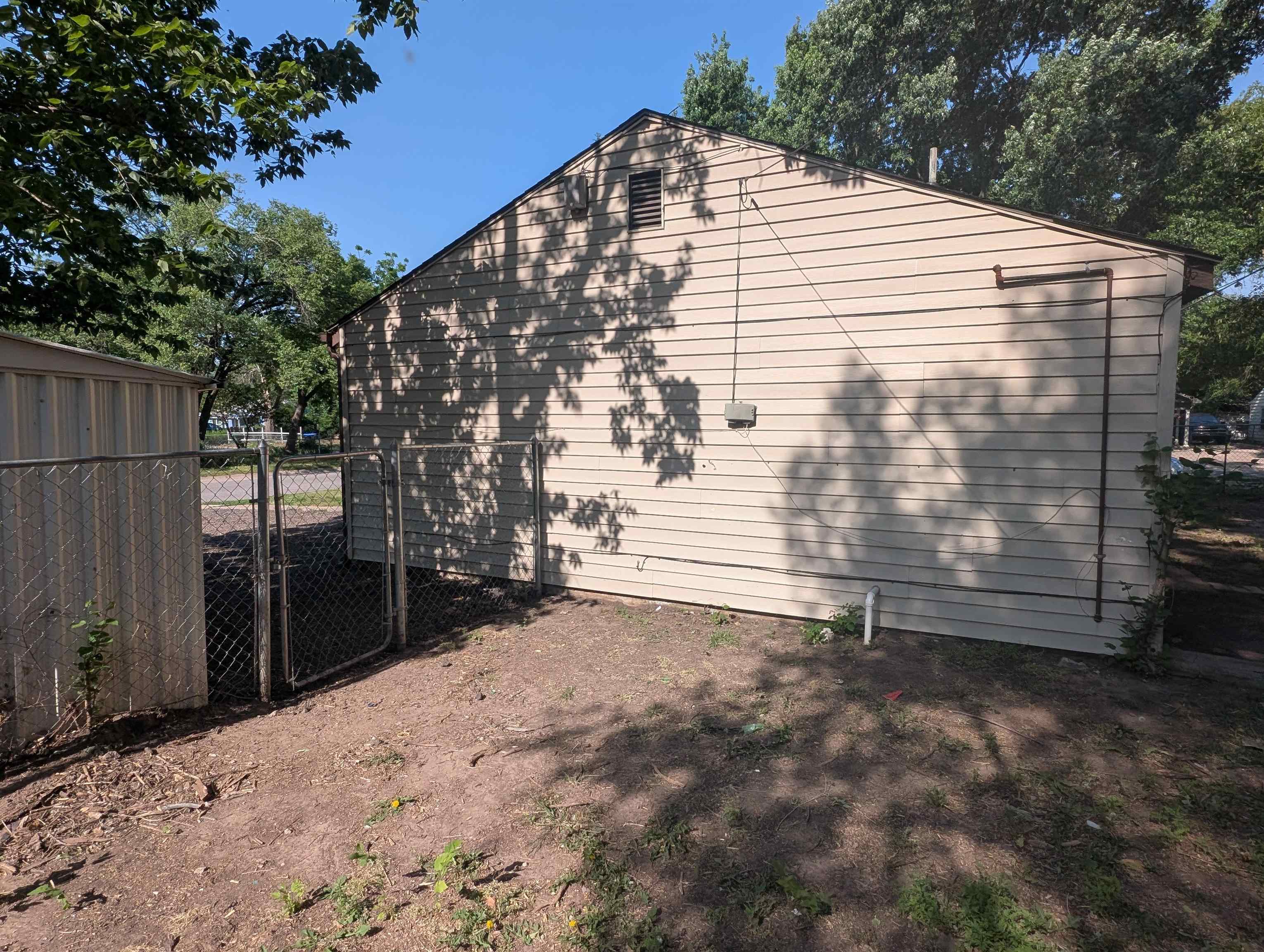 4325 S Dover Wichita KS 67216