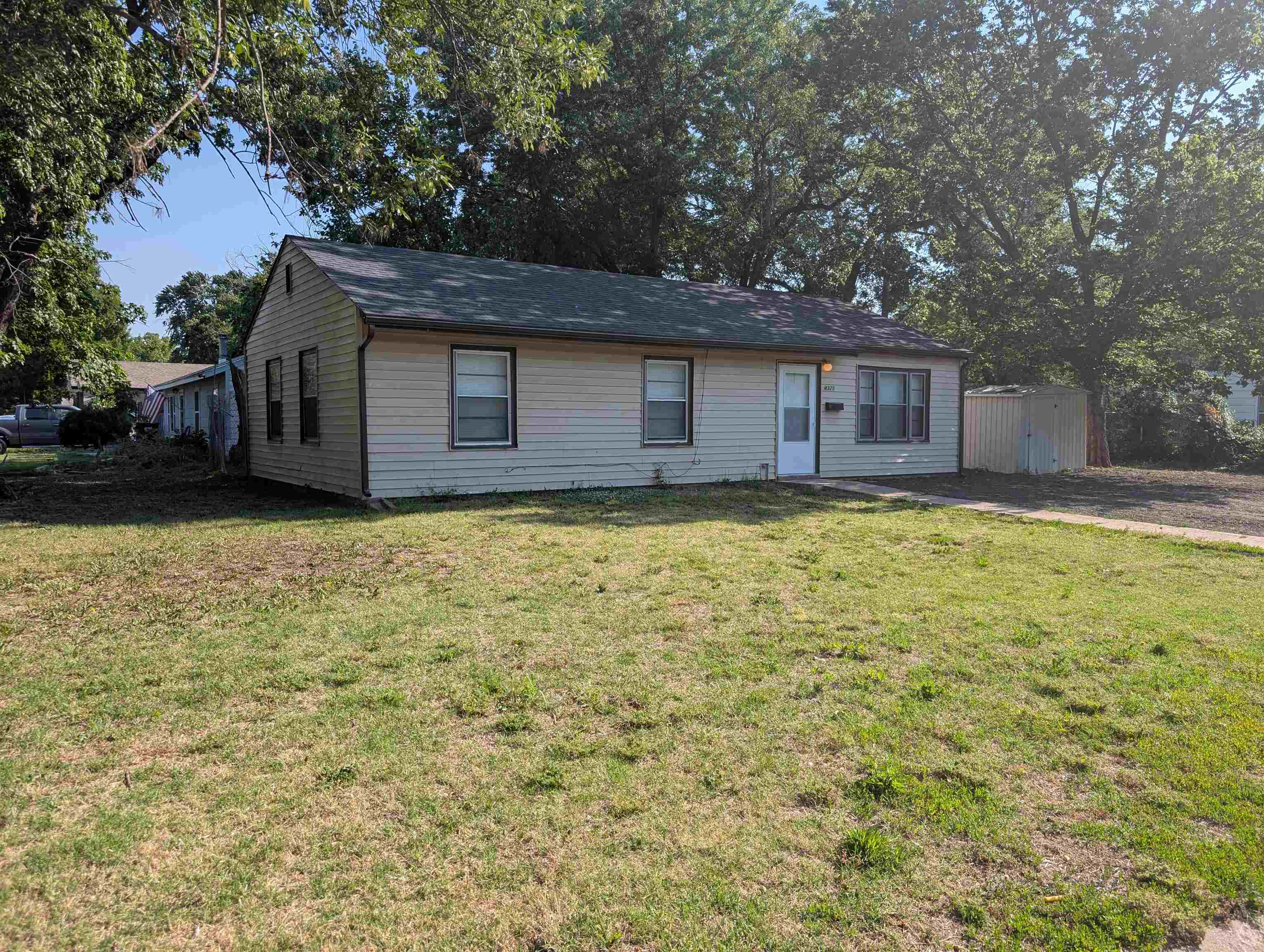 4325 S Dover Wichita KS 67216