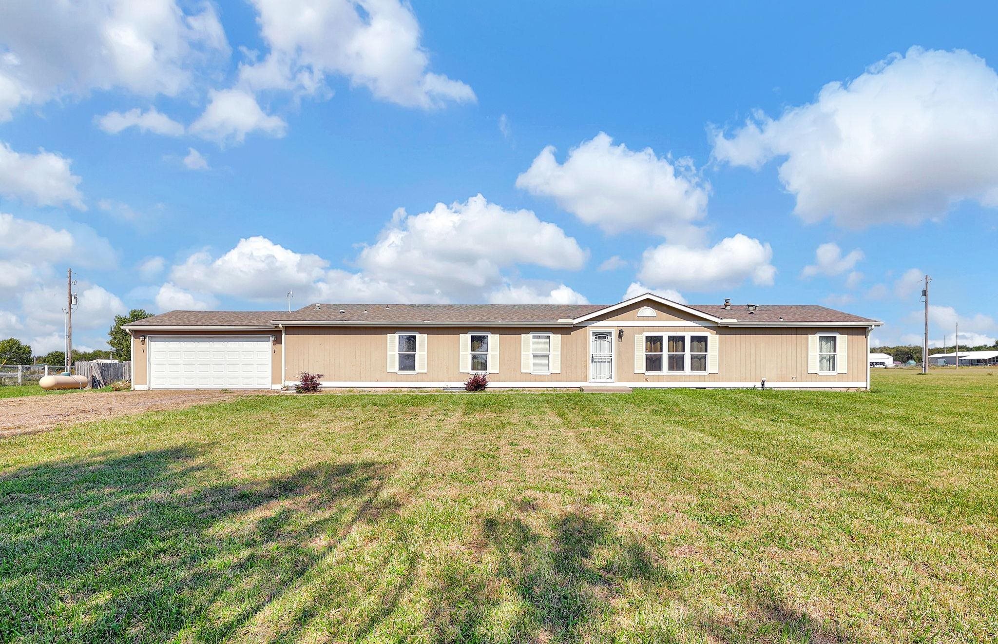 1734 SW 92nd Terrace Augusta KS 67010