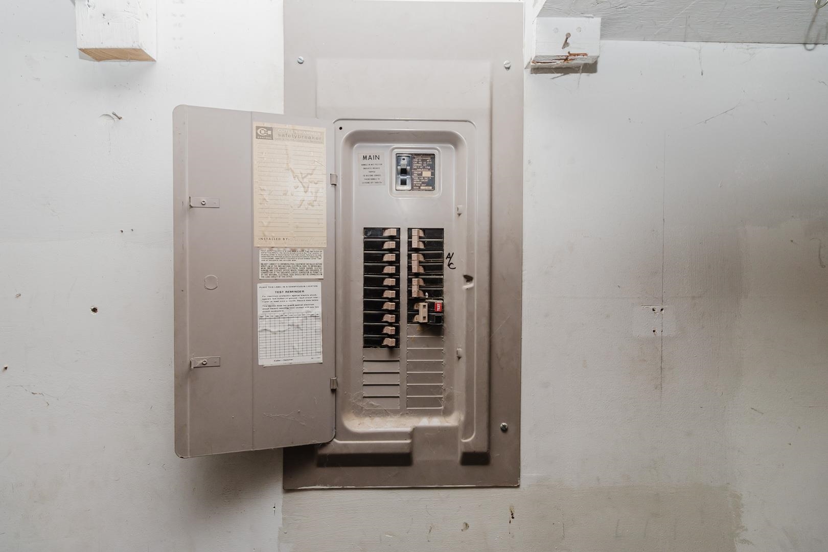 601 W 12th Avenue El Dorado KS 67042