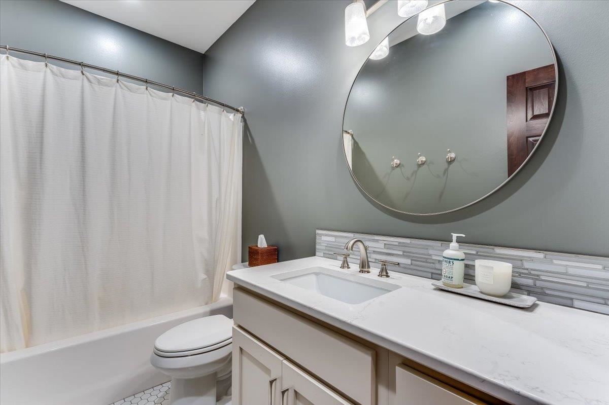 13723 W Highland Springs Court Wichita KS 67235