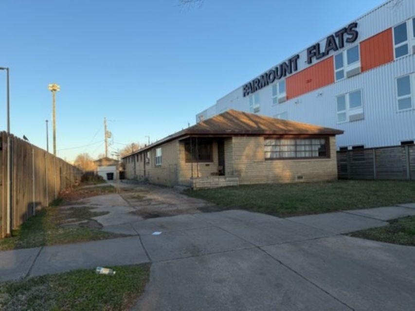 1732 Fairmount Street Wichita KS 67208