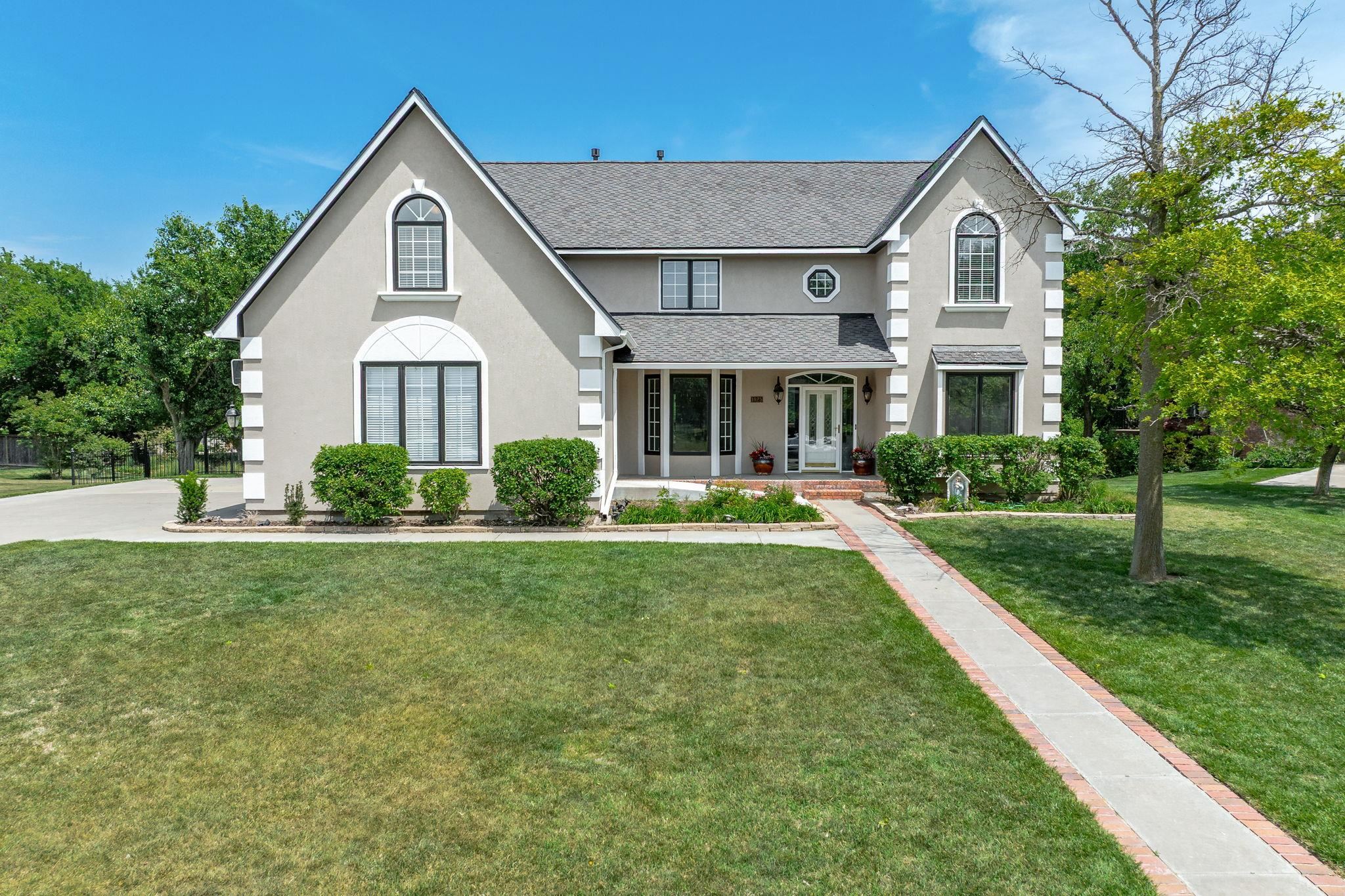 1025 N Woodridge Court Wichita KS 67206