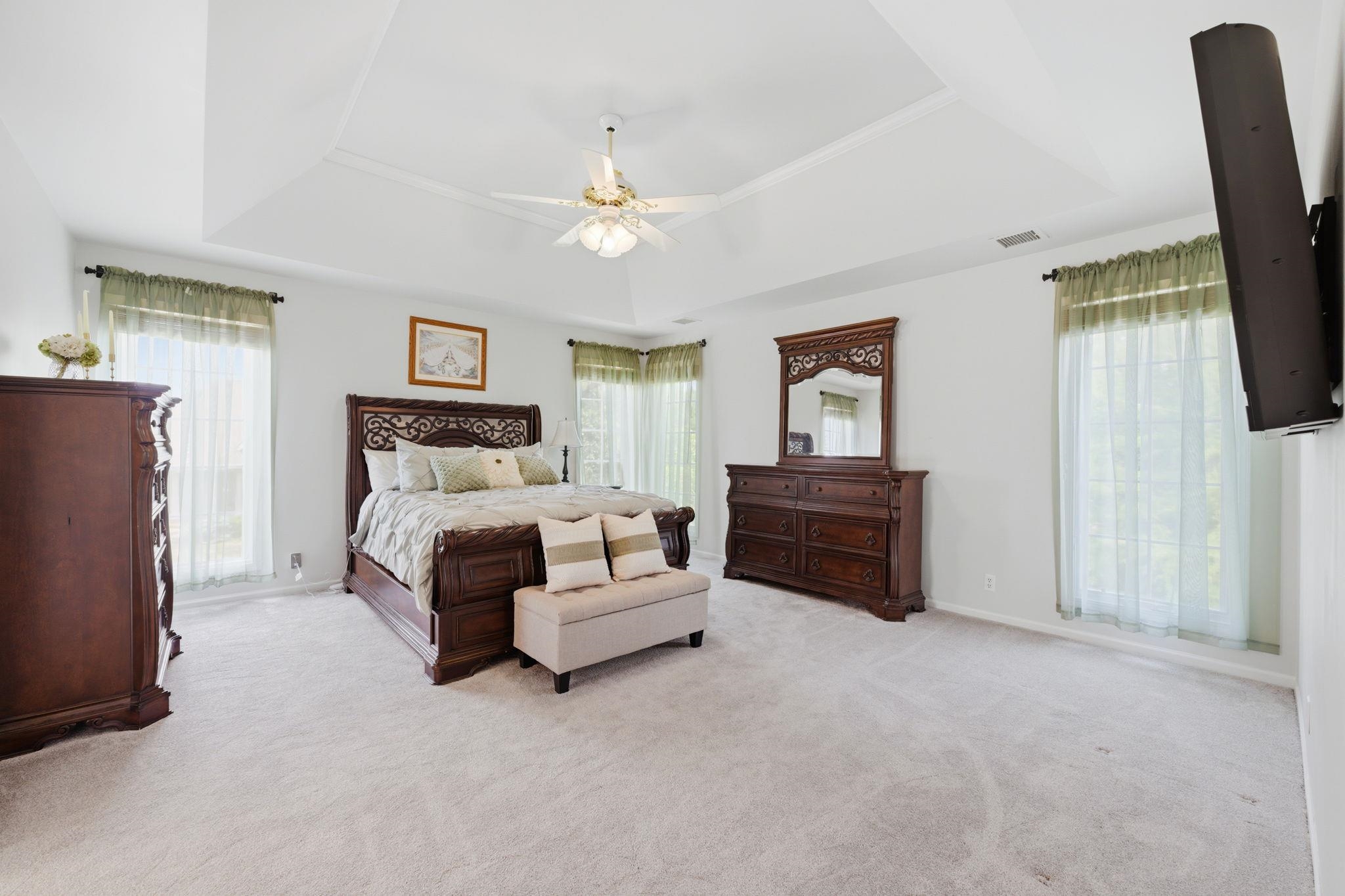 1025 N Woodridge Court Wichita KS 67206