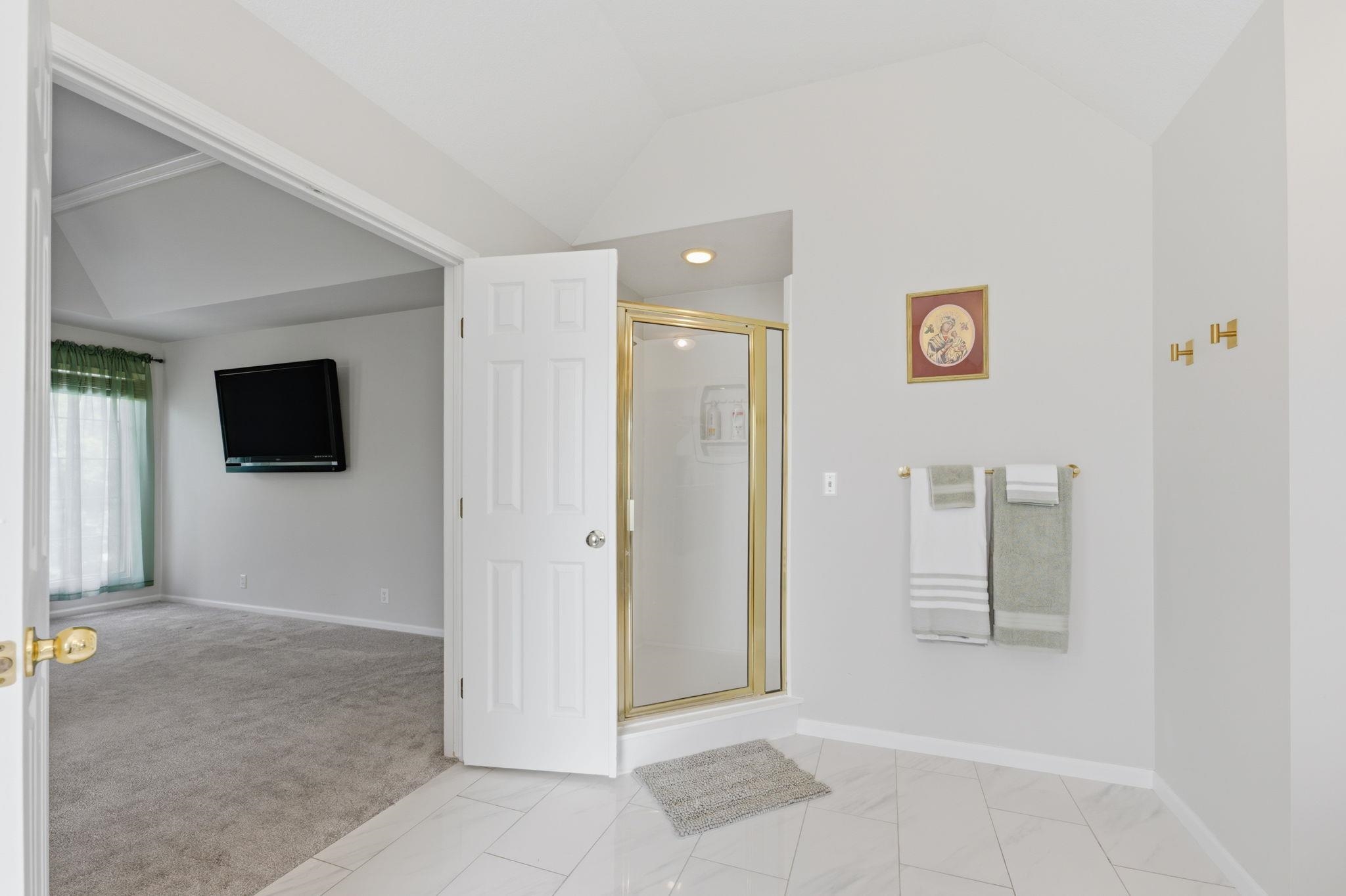 1025 N Woodridge Court Wichita KS 67206
