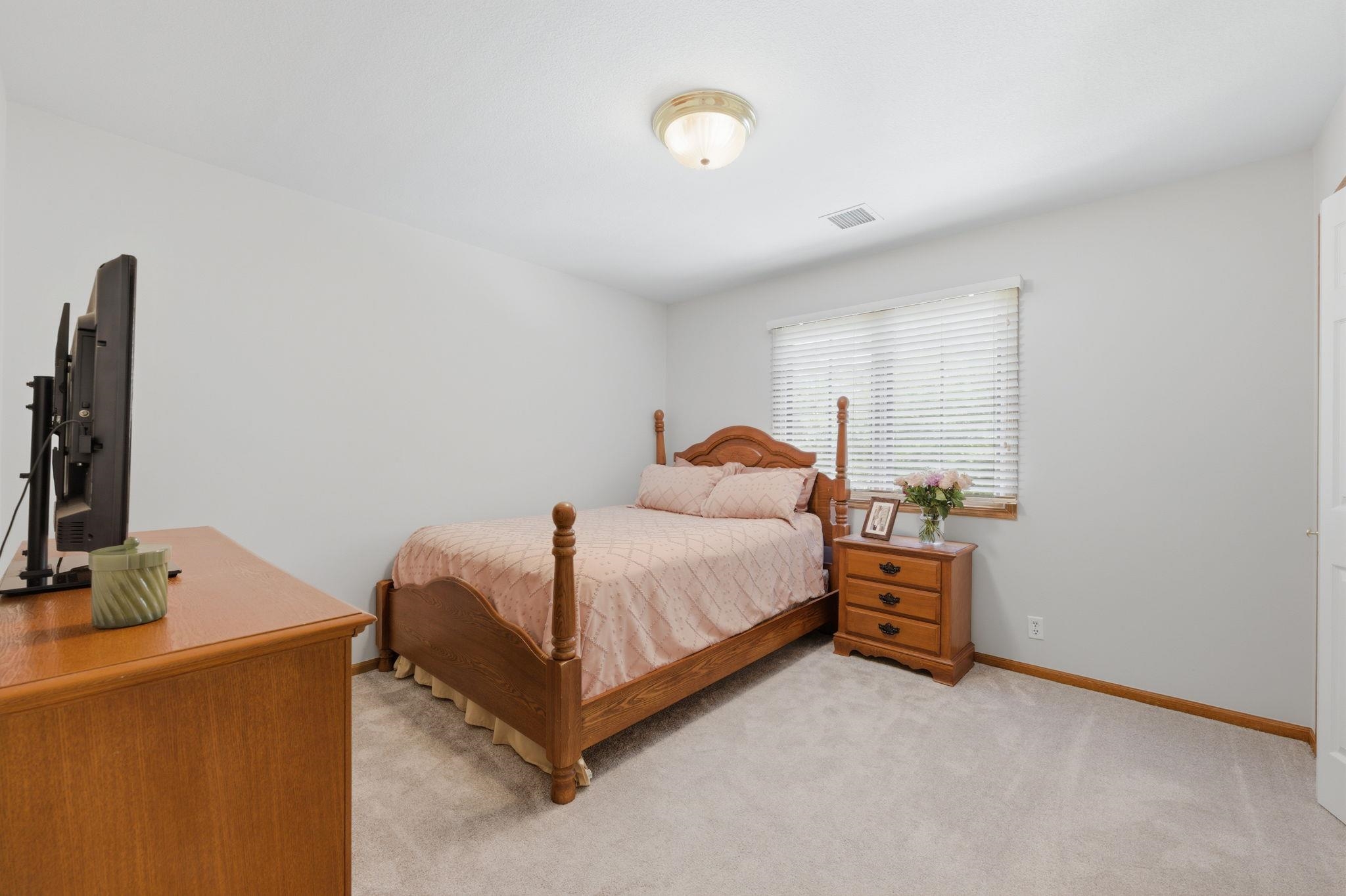 1025 N Woodridge Court Wichita KS 67206