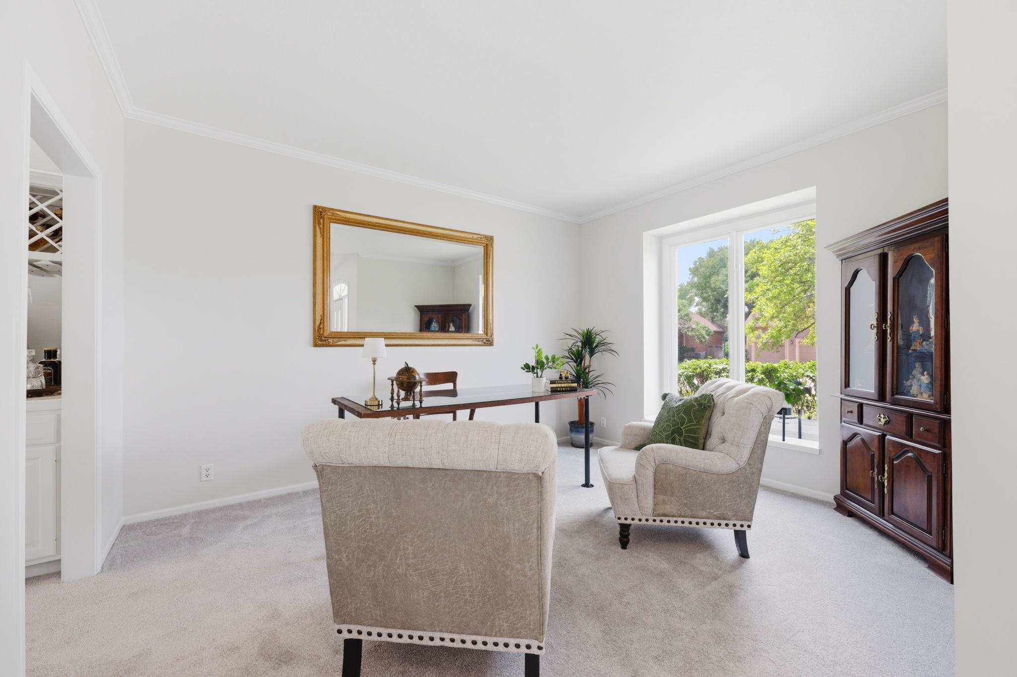 1025 N Woodridge Court Wichita KS 67206