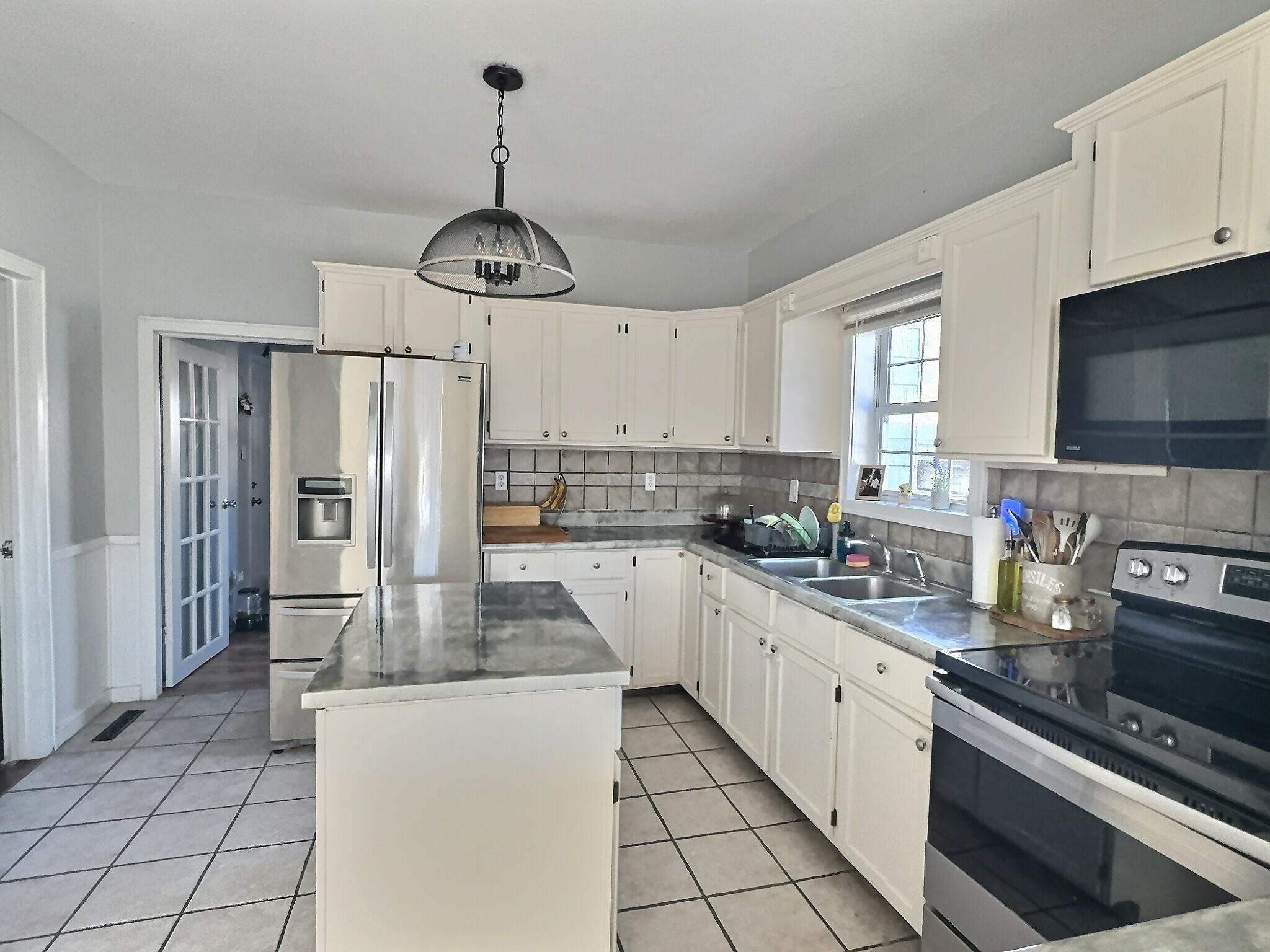 620 E 10th Street Newton KS 67114