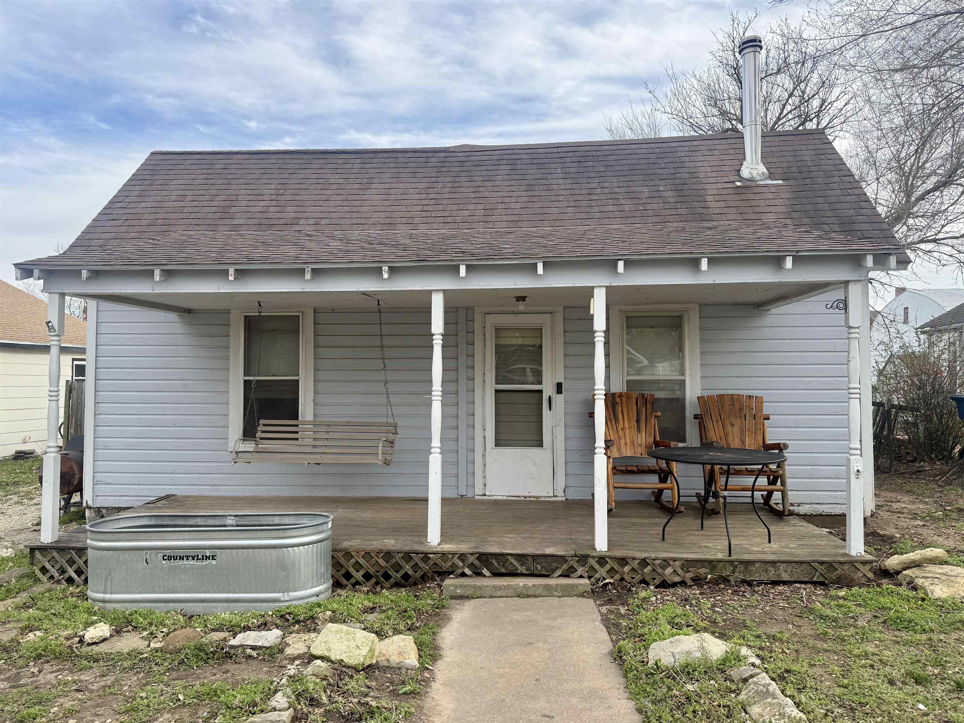 321 W Violet Avenue Potwin KS 67123