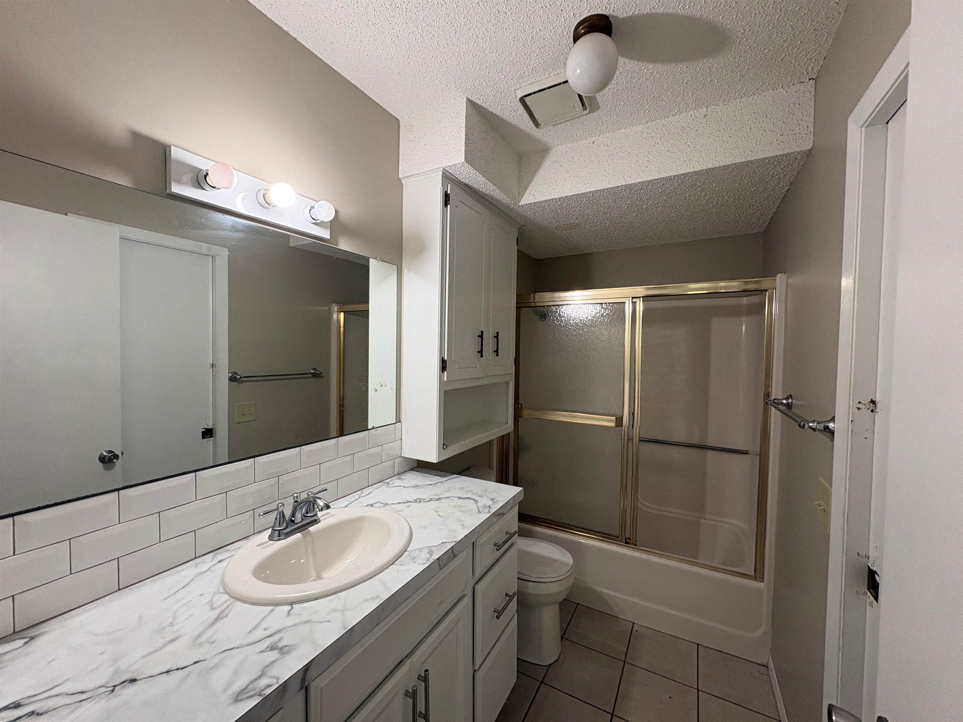 1726 S Beech Court Wichita KS 67207
