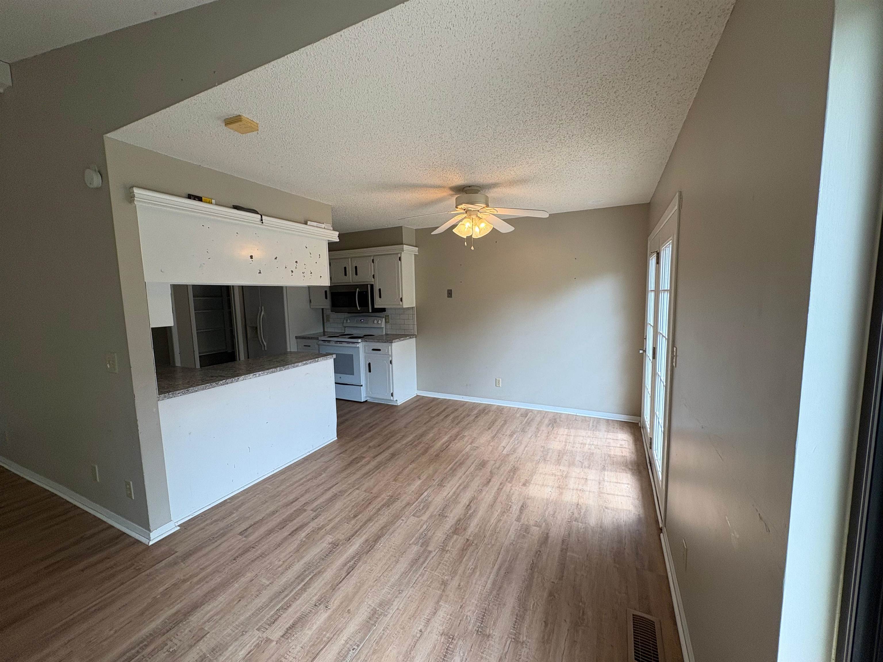 1726 S Beech Court Wichita KS 67207