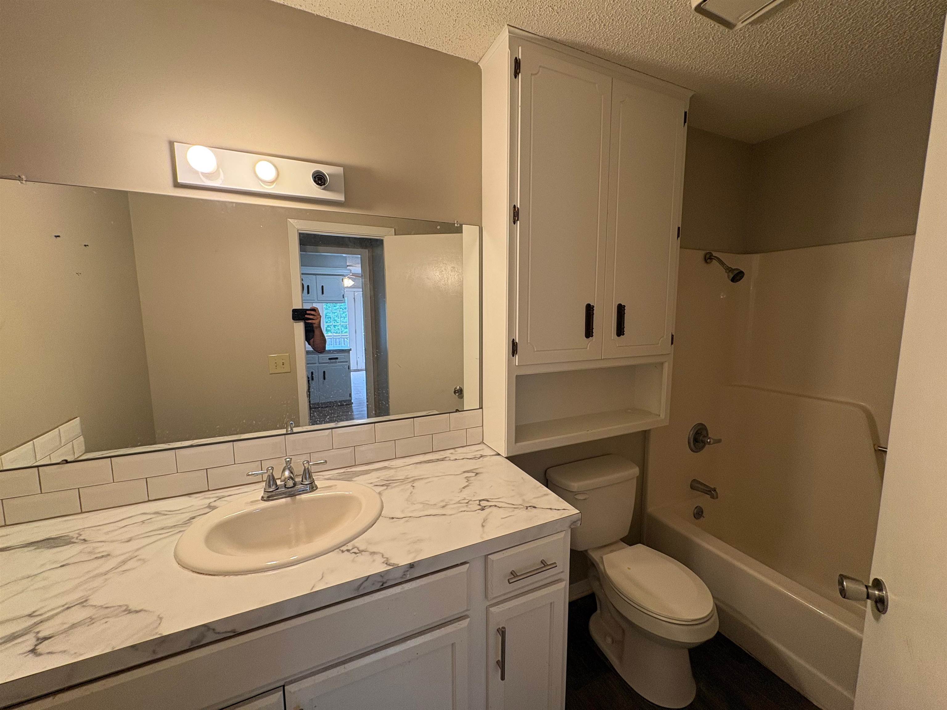 1726 S Beech Court Wichita KS 67207