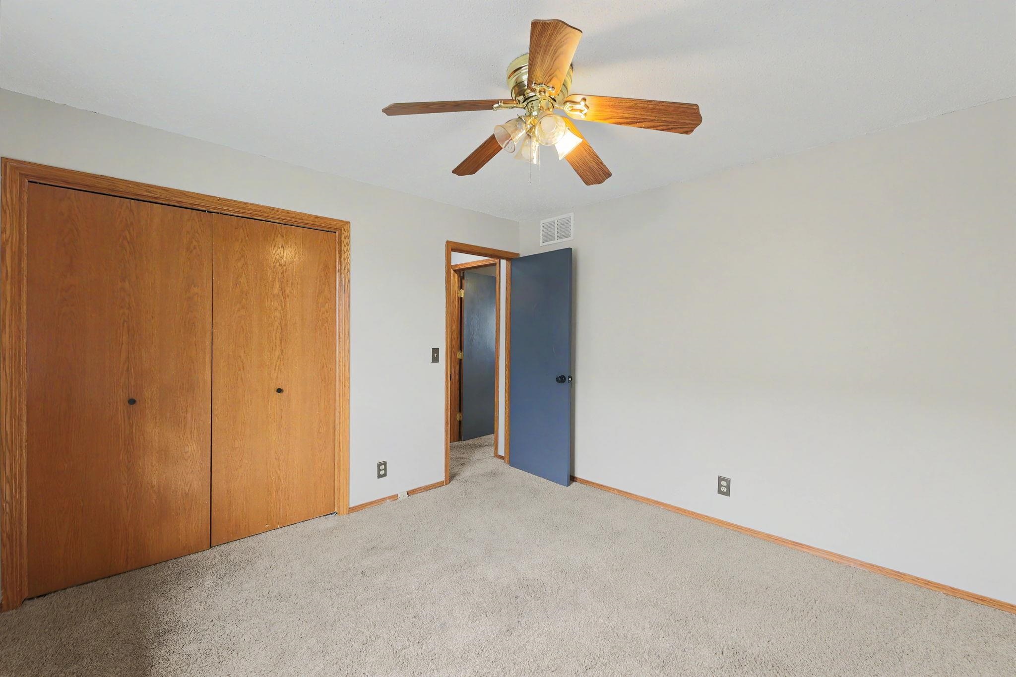 1614 N Brunswick Lane Wichita KS 67212
