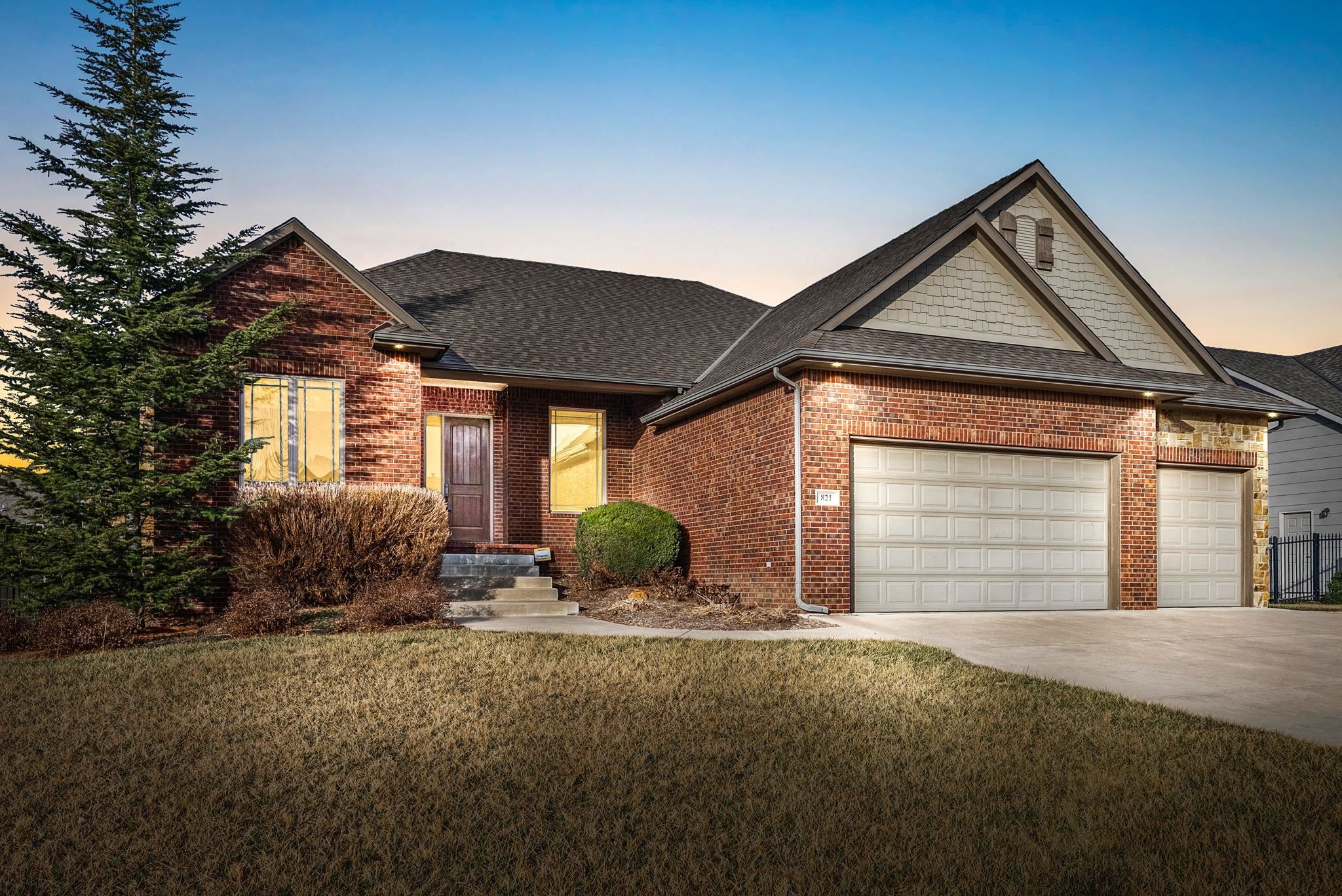 821 N Fairoaks Court Andover KS 67002