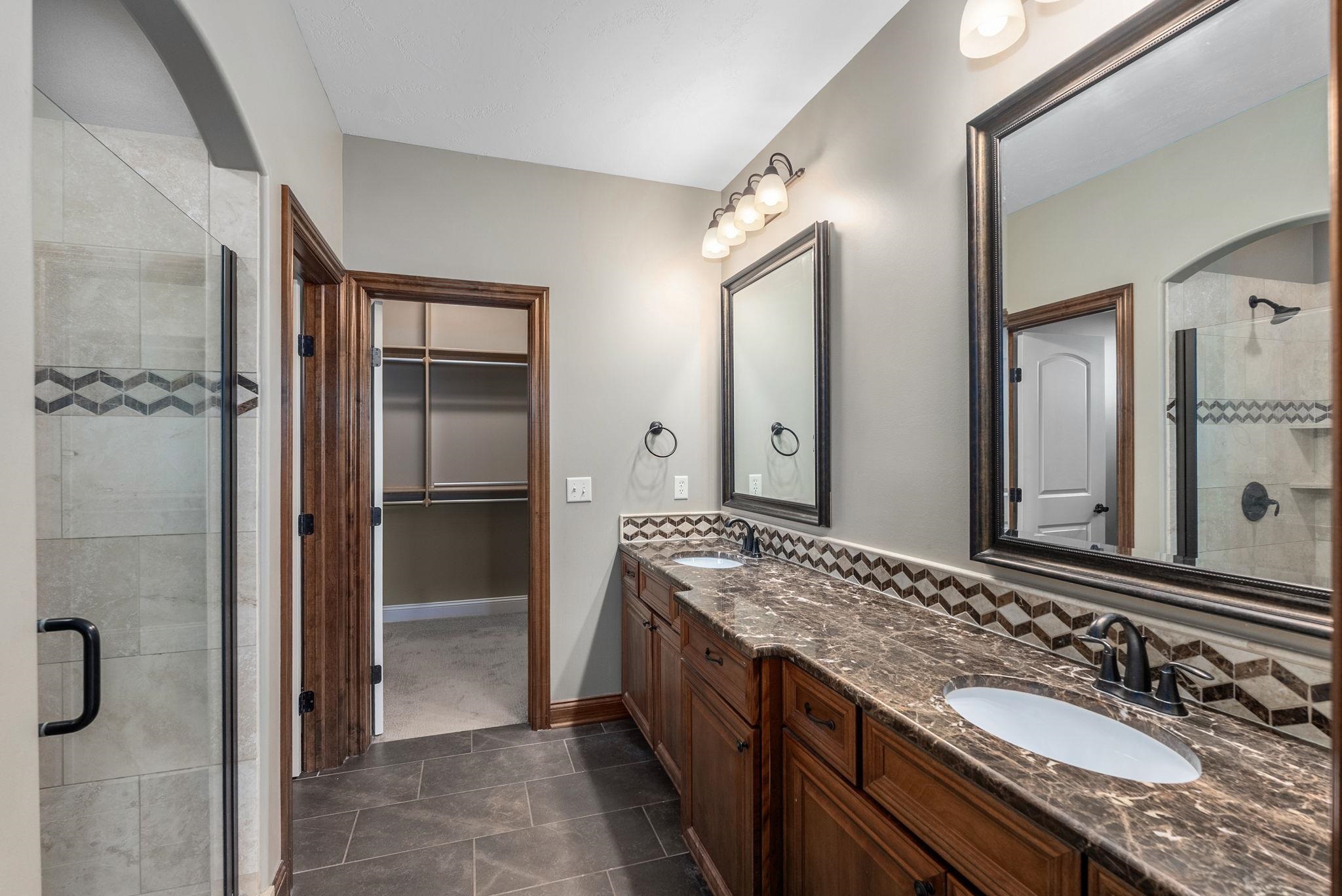 821 N Fairoaks Court Andover KS 67002