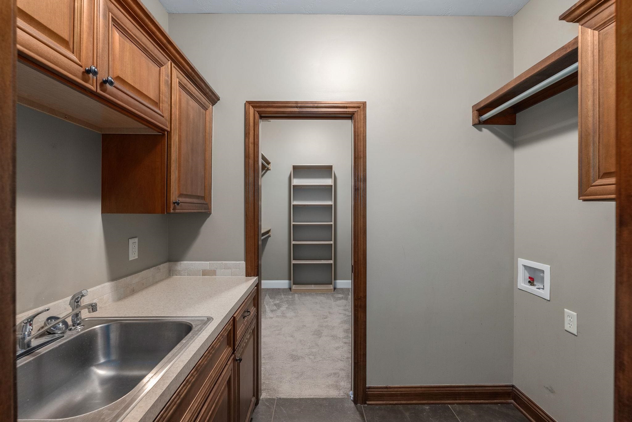 821 N Fairoaks Court Andover KS 67002