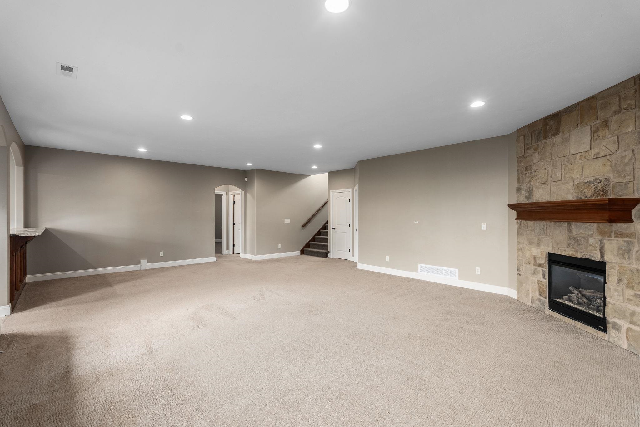 821 N Fairoaks Court Andover KS 67002