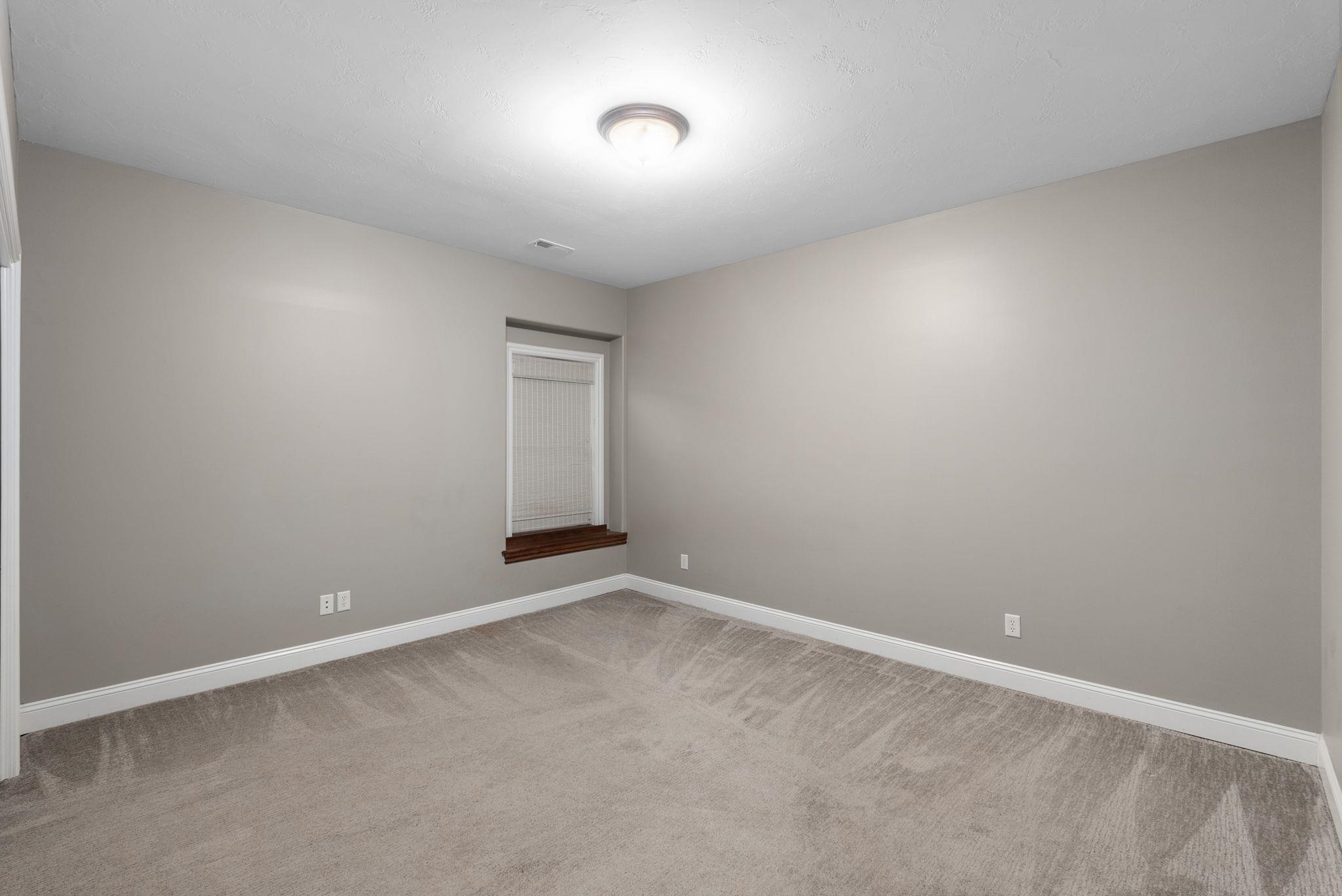 821 N Fairoaks Court Andover KS 67002