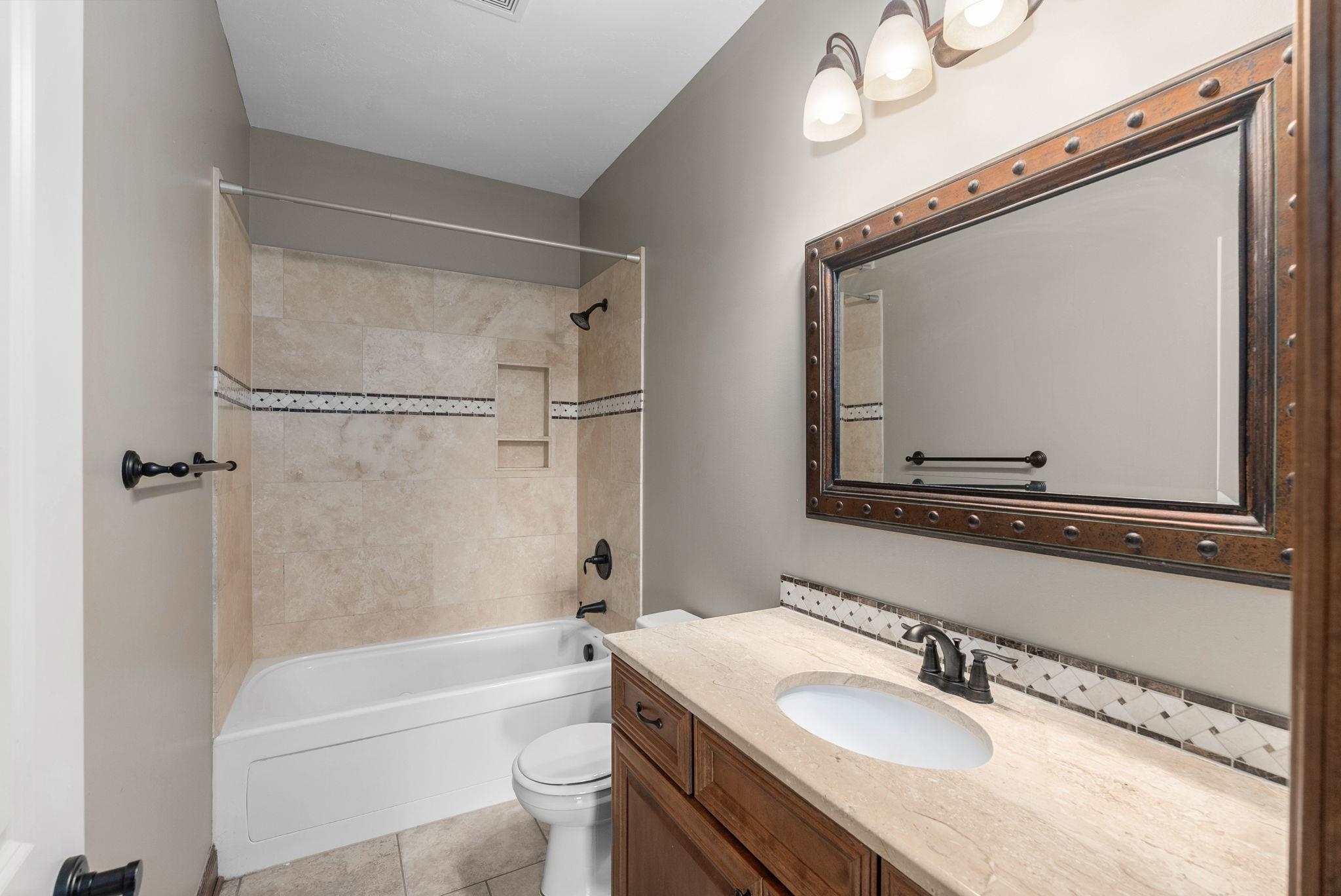 821 N Fairoaks Court Andover KS 67002