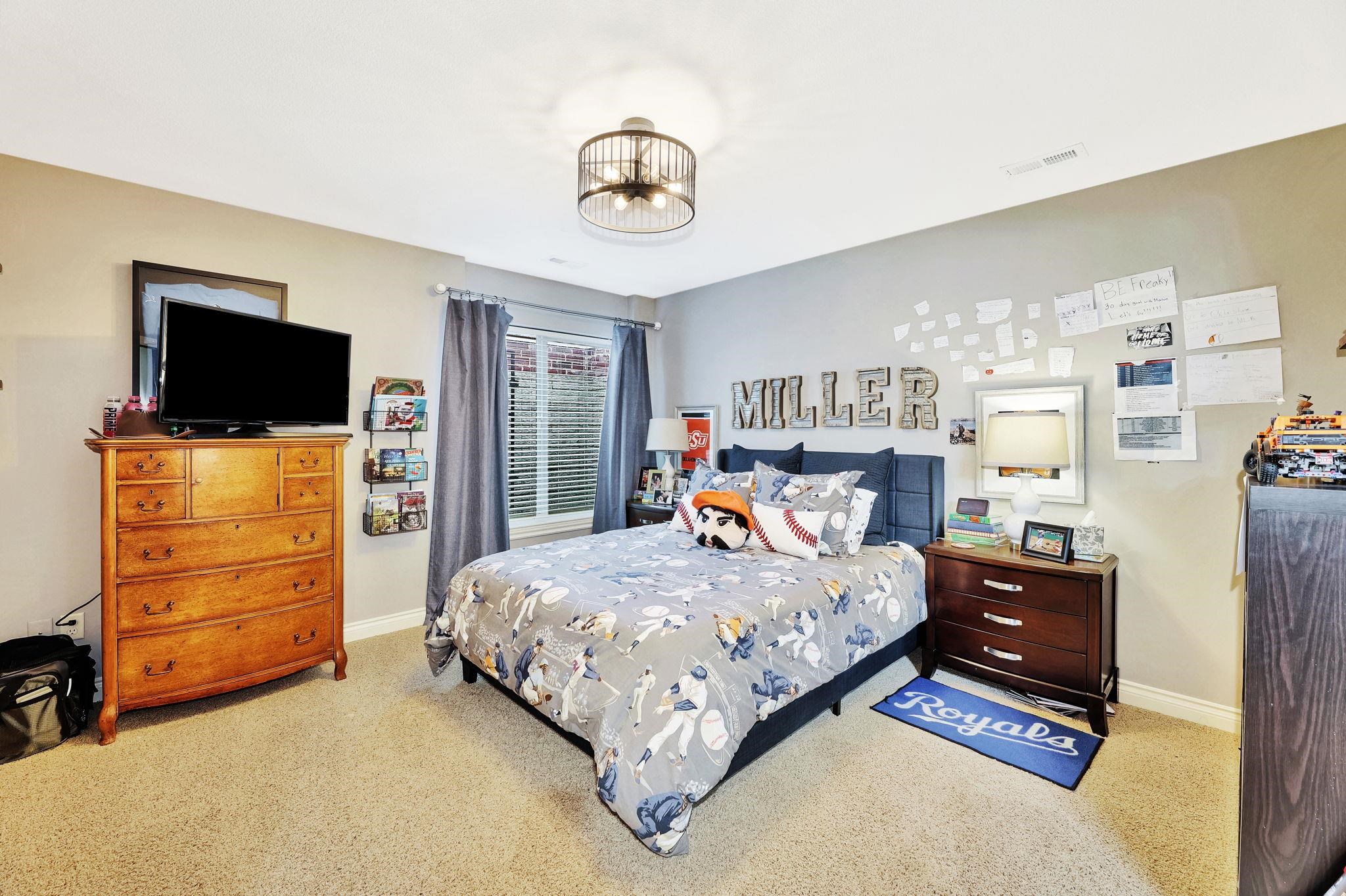 11 Crestway Wellington KS 67152