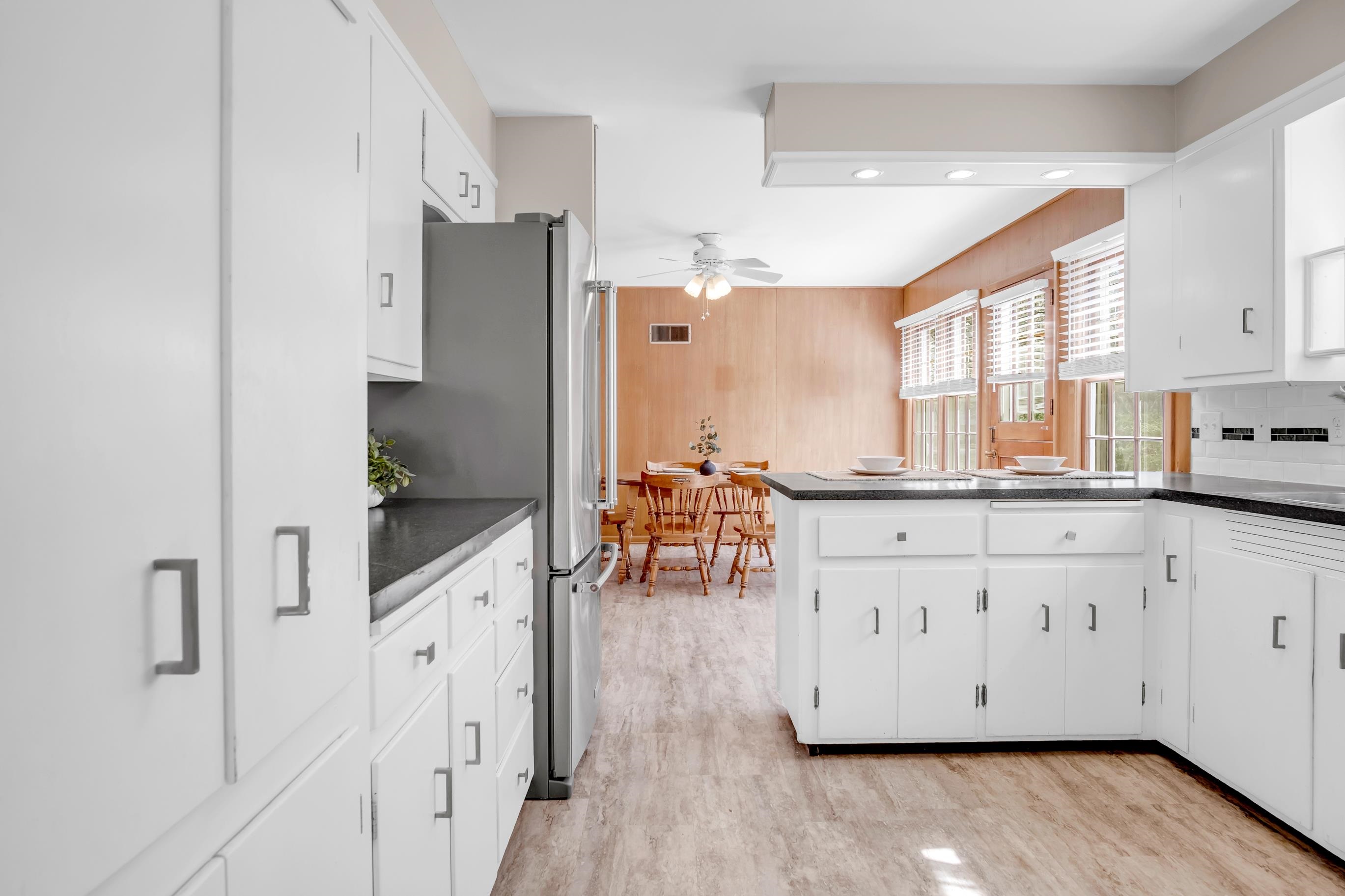 17 Circle Drive Newton KS 67114
