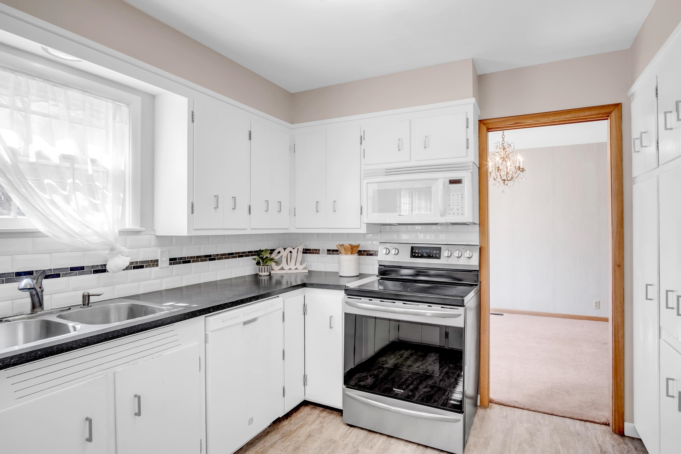 17 Circle Drive Newton KS 67114