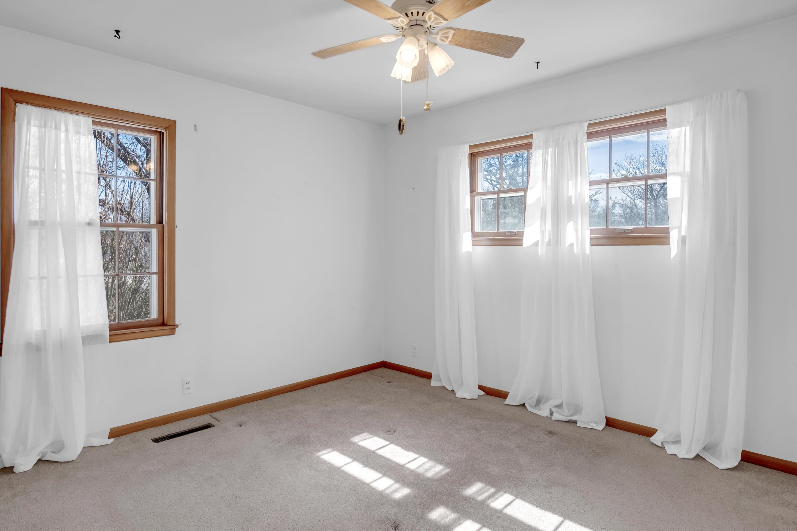 17 Circle Drive Newton KS 67114