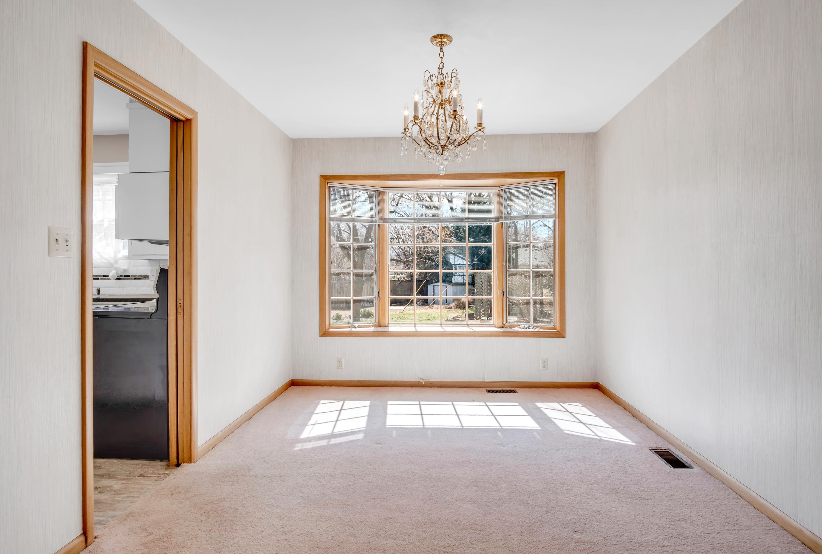 17 Circle Drive Newton KS 67114