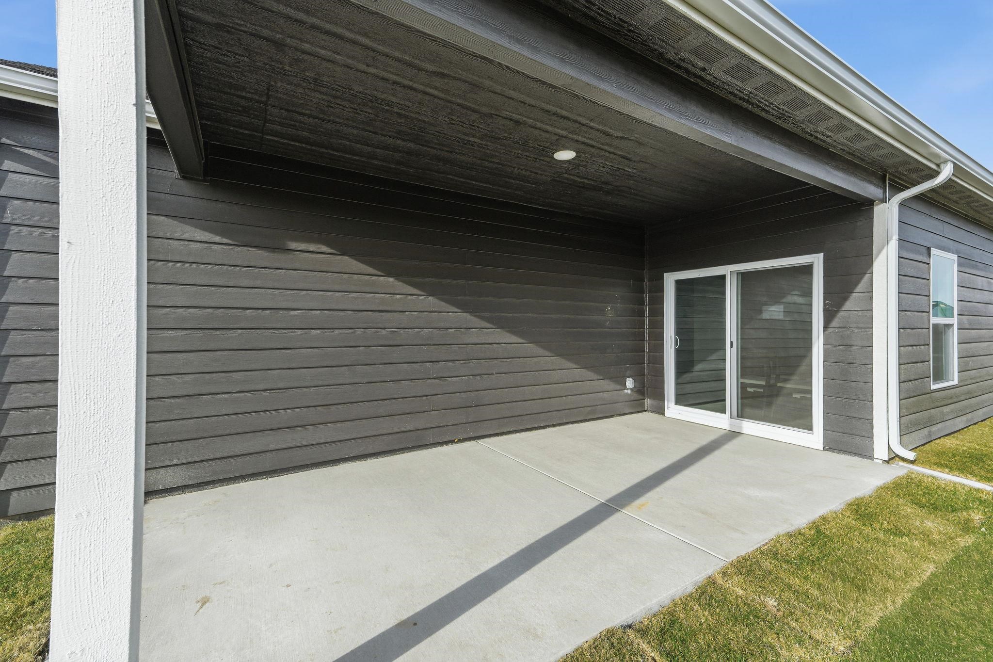 355 N Woodstone Street Derby KS 67037-7814