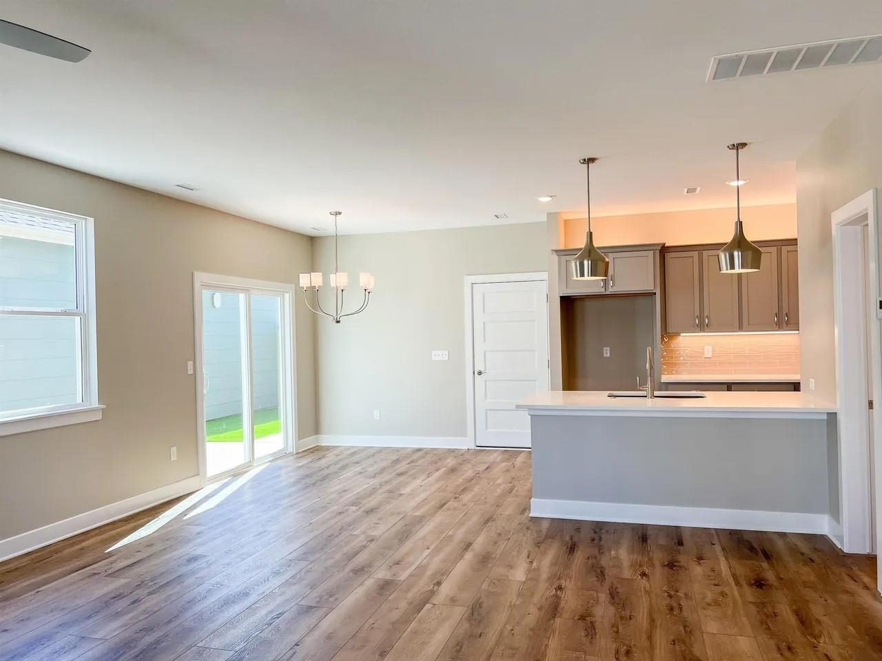 403 E Park Place Andover KS 67002