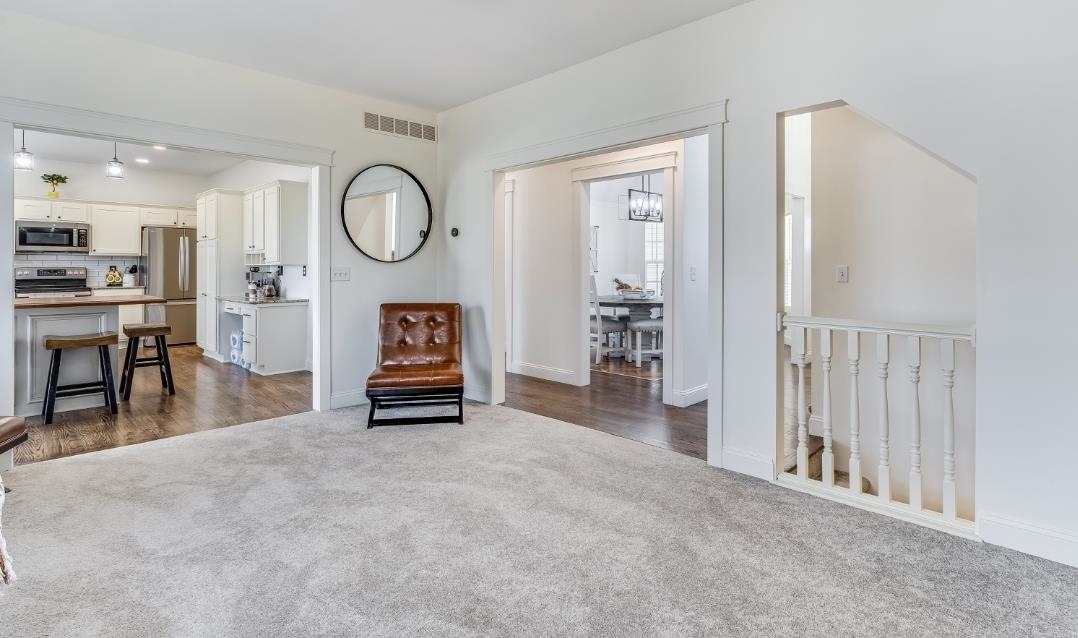 823 S Surrey Lane Maize KS 67101