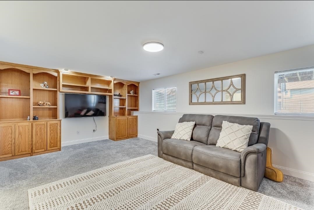 823 S Surrey Lane Maize KS 67101