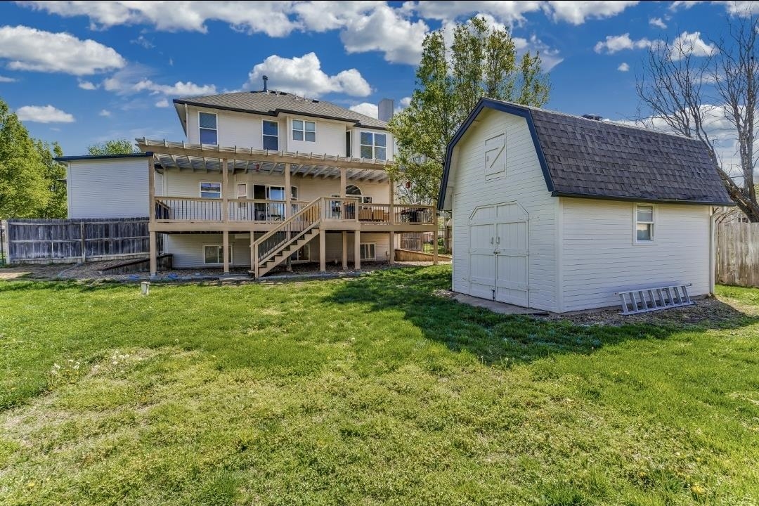 823 S Surrey Lane Maize KS 67101