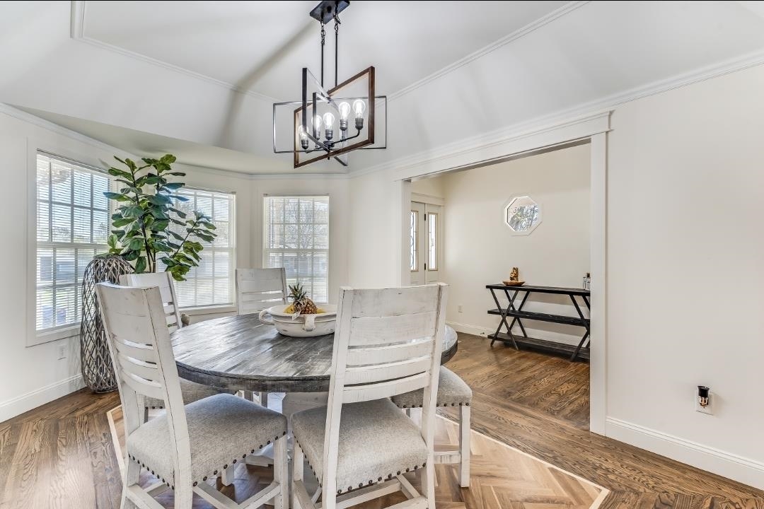 823 S Surrey Lane Maize KS 67101