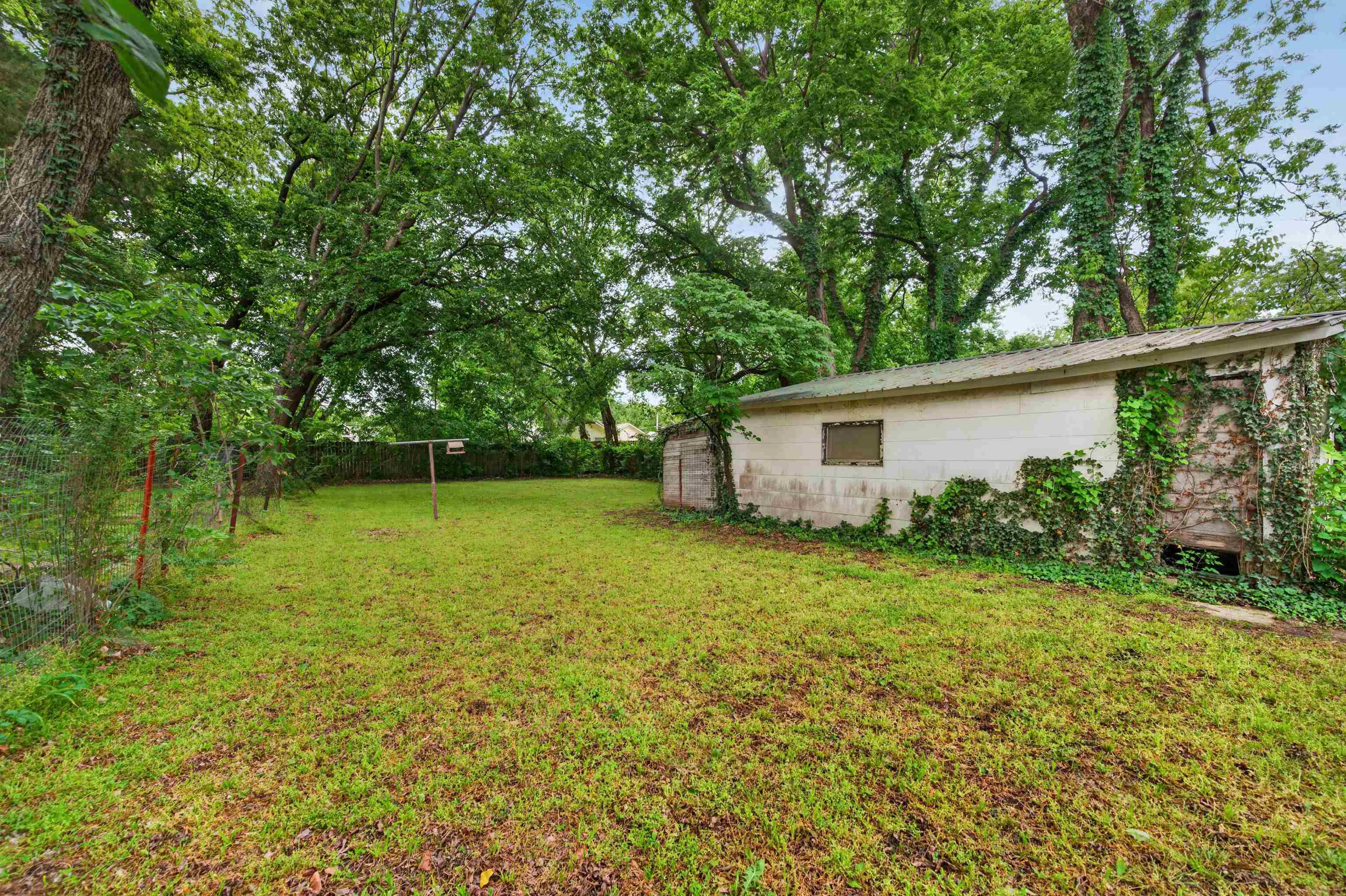 414 Andrews Street Winfield KS 67156