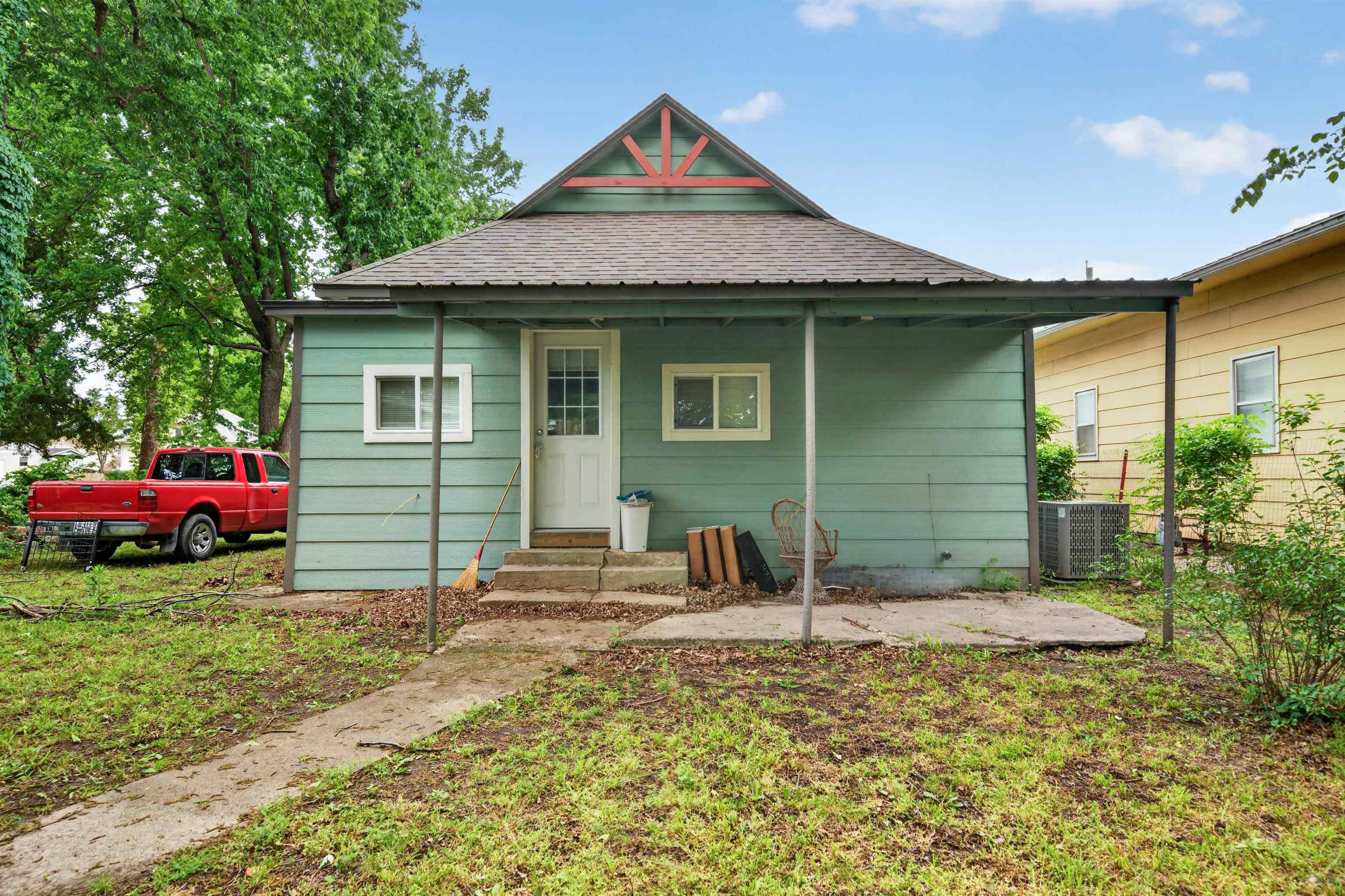 414 Andrews Street Winfield KS 67156