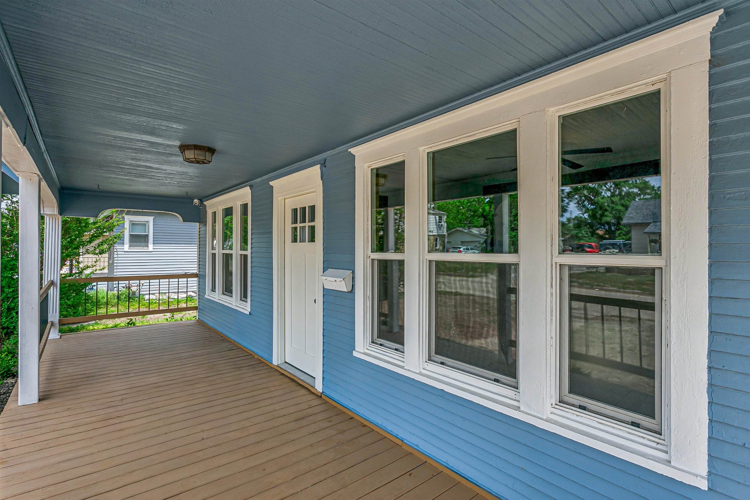 2122 S Exchange Street Wichita KS 67213