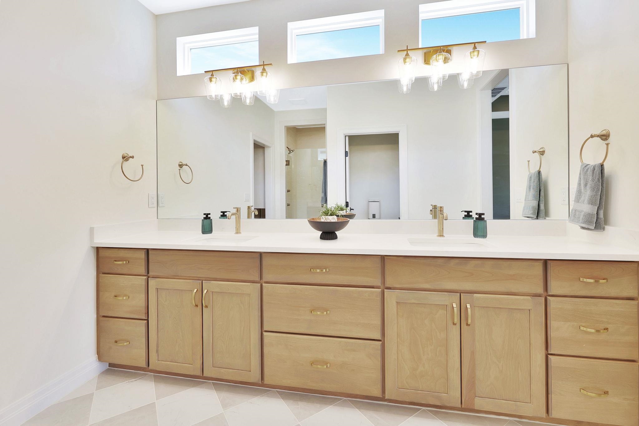 826 N Speyside Circle Andover KS 67002