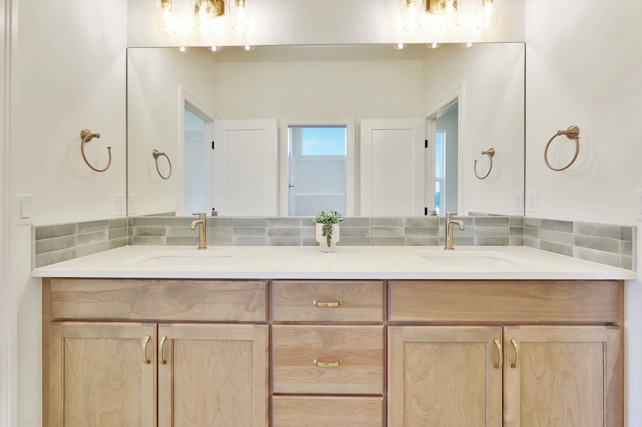 826 N Speyside Circle Andover KS 67002