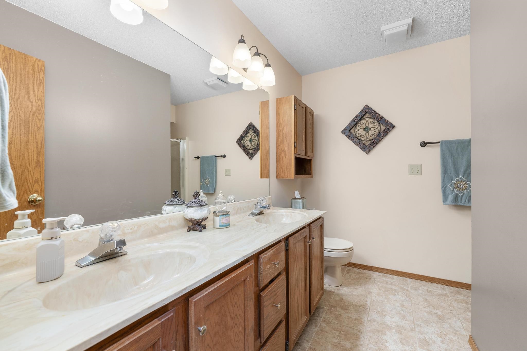 430 N Pine Grove Circle Wichita KS 67212